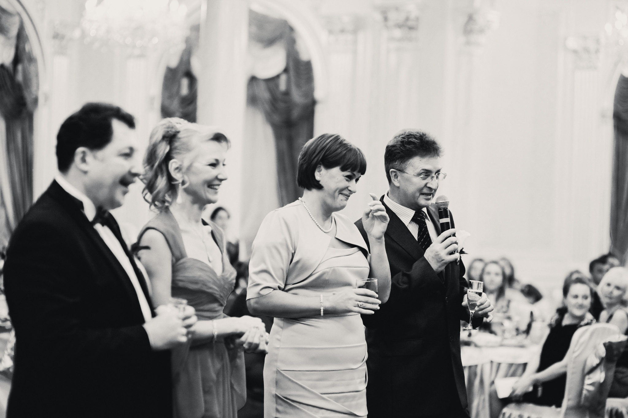 ANASTASIA + SERGEY | CLASSIC WEDDING. HOME