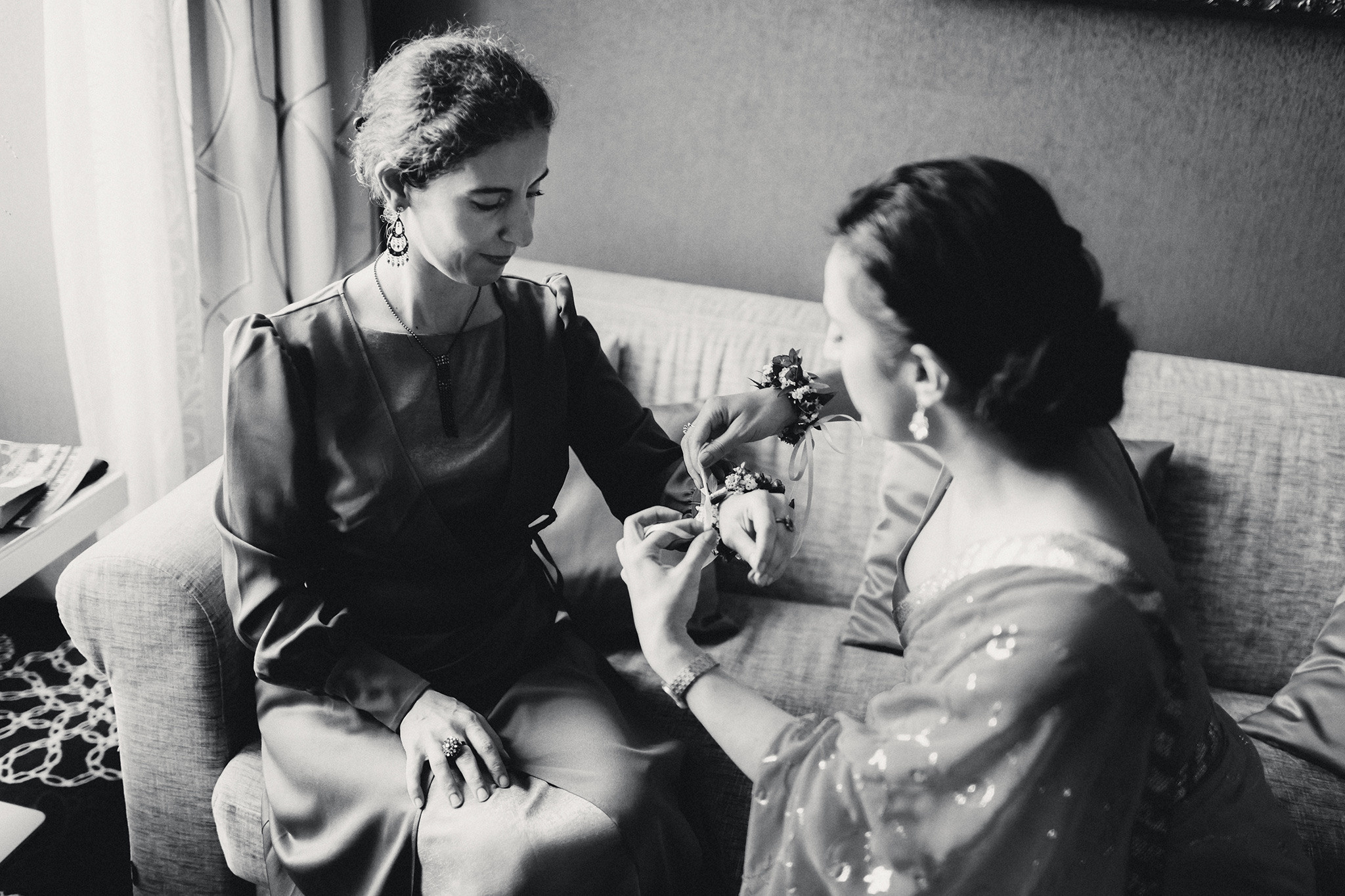 ASHVEENA + PATRICK | WILHELM TELL | HOTEL SCHWEIZERHOF LUZERN | PURE REPORTAGE. HOME