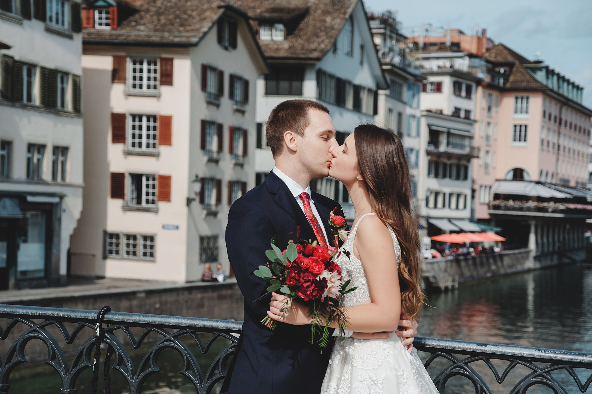 ANASTASIA + DMITRY | CIVIL WEDDING, ZÜRICH STADTHAUS | RECHBERG GARDEN. HOME