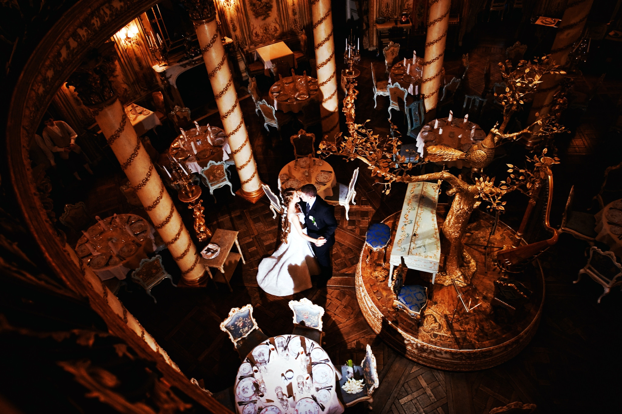 ANASTASIA + SERGEY | CLASSIC WEDDING. HOME