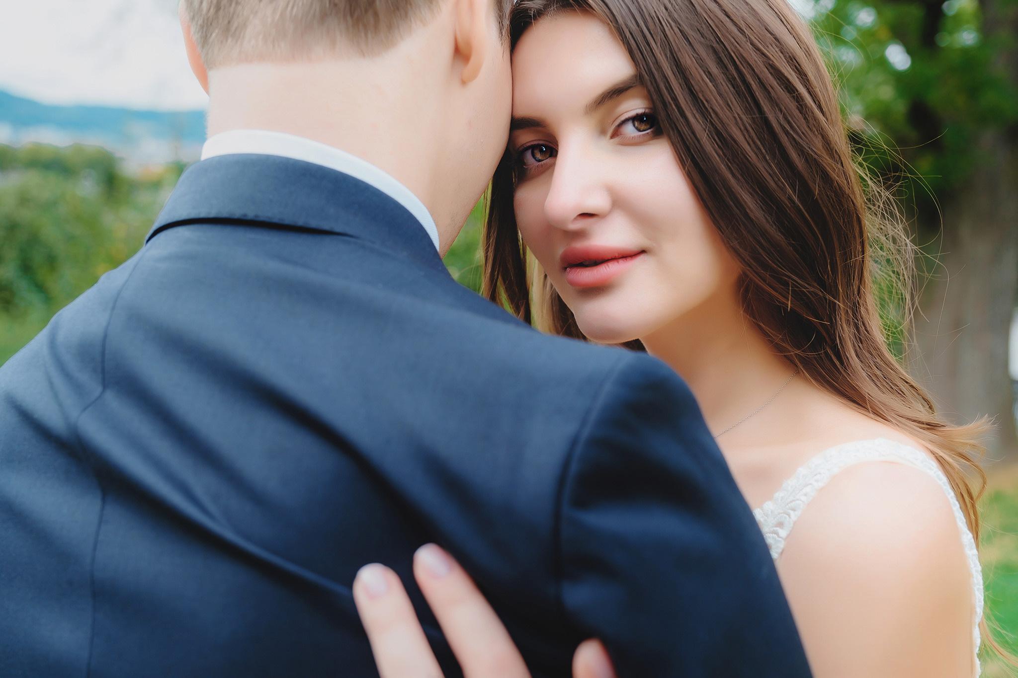 ANASTASIA + DMITRY | CIVIL WEDDING, ZÜRICH STADTHAUS | RECHBERG GARDEN. HOME