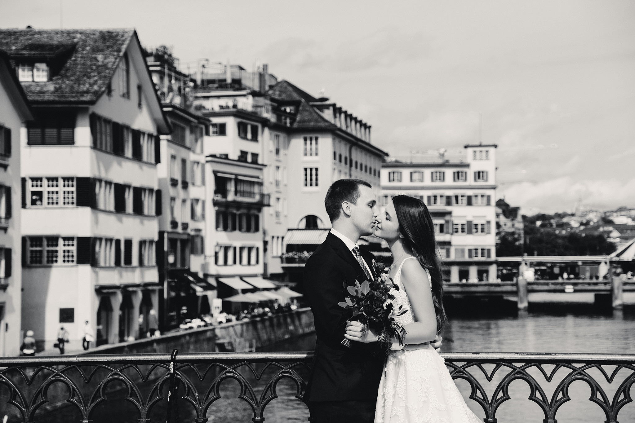 ANASTASIA + DMITRY | CIVIL WEDDING, ZÜRICH STADTHAUS | RECHBERG GARDEN. HOME