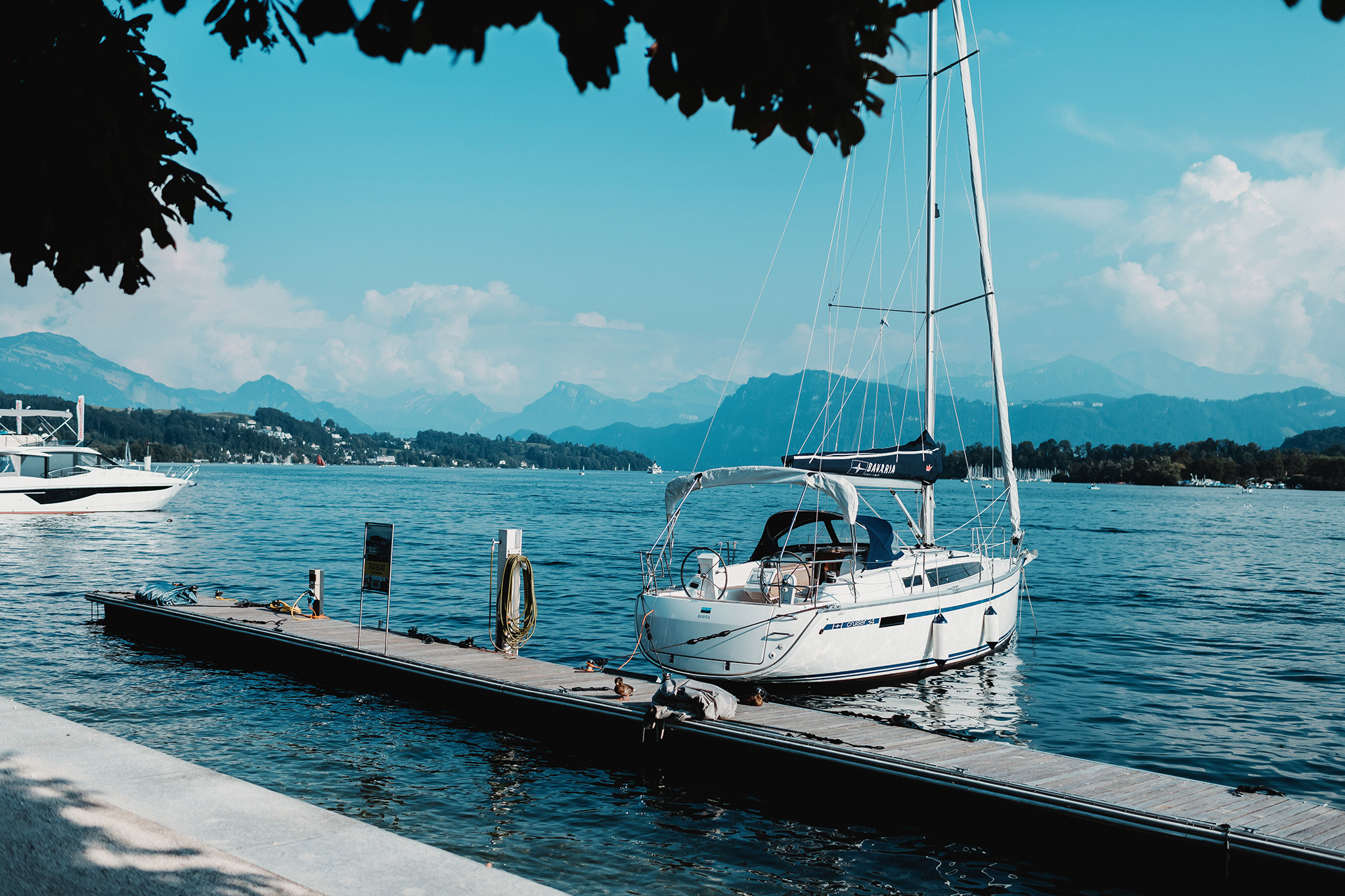 ASHVEENA + PATRICK | WILHELM TELL | HOTEL SCHWEIZERHOF LUZERN | PURE REPORTAGE. HOME