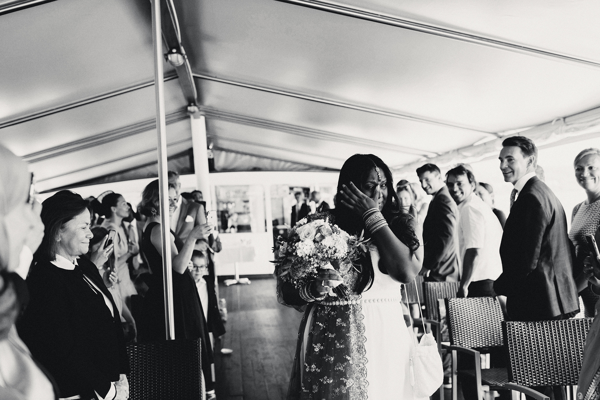 ASHVEENA + PATRICK | WILHELM TELL | HOTEL SCHWEIZERHOF LUZERN | PURE REPORTAGE. HOME