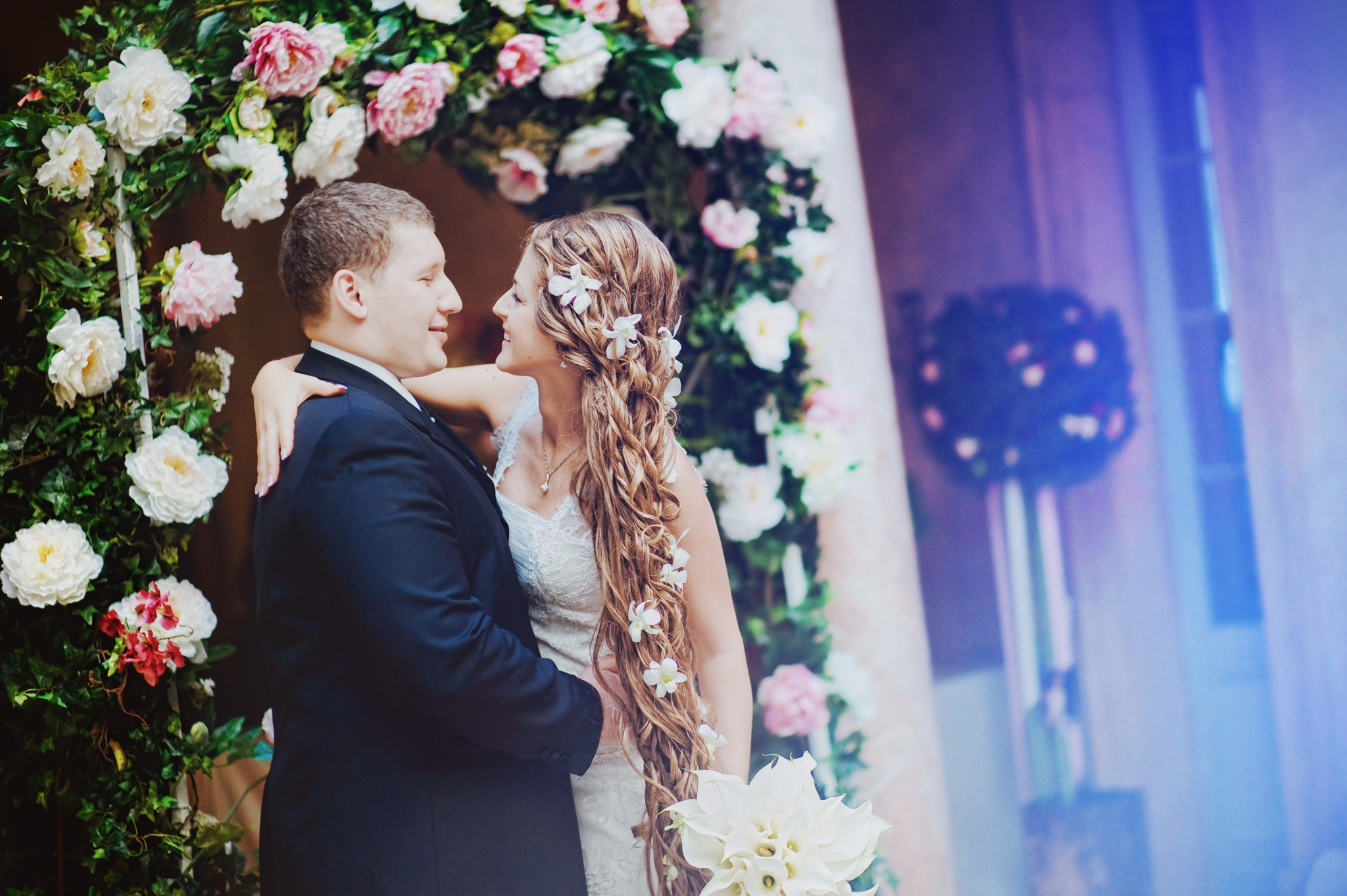 ANASTASIA + SERGEY | CLASSIC WEDDING. HOME
