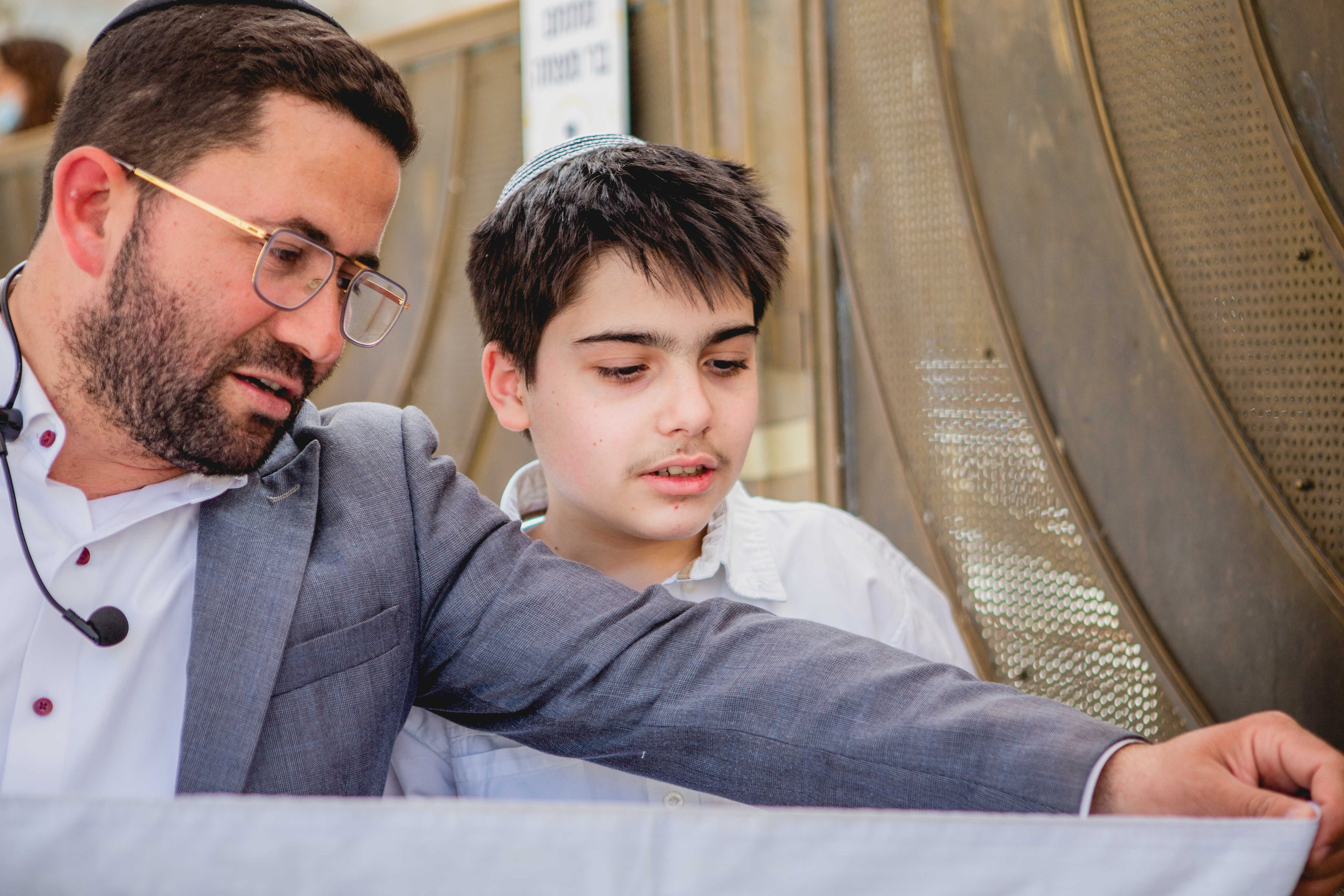 BAR MITZVAH + PHOTOSESSION IN OLD JERUSALEM. Https://shi-photo.com/