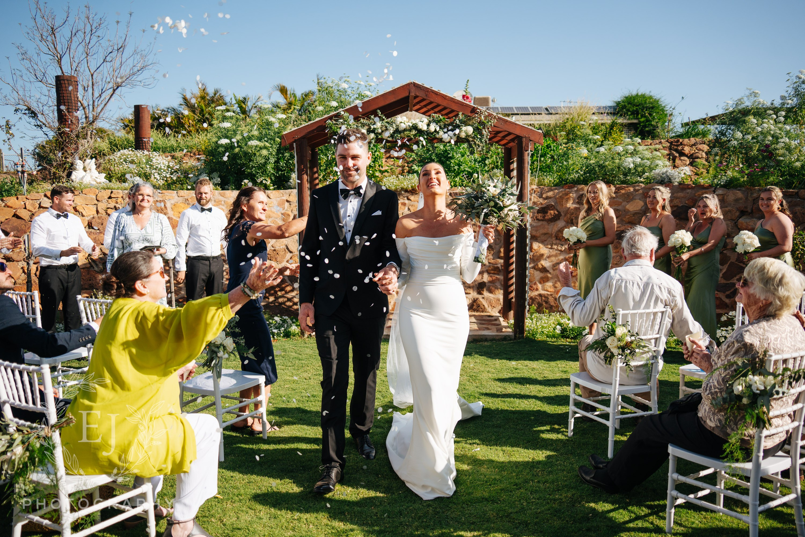 Amie & Jamie — Emu Creek Gardens, Geraldton. Emma Joy Photography