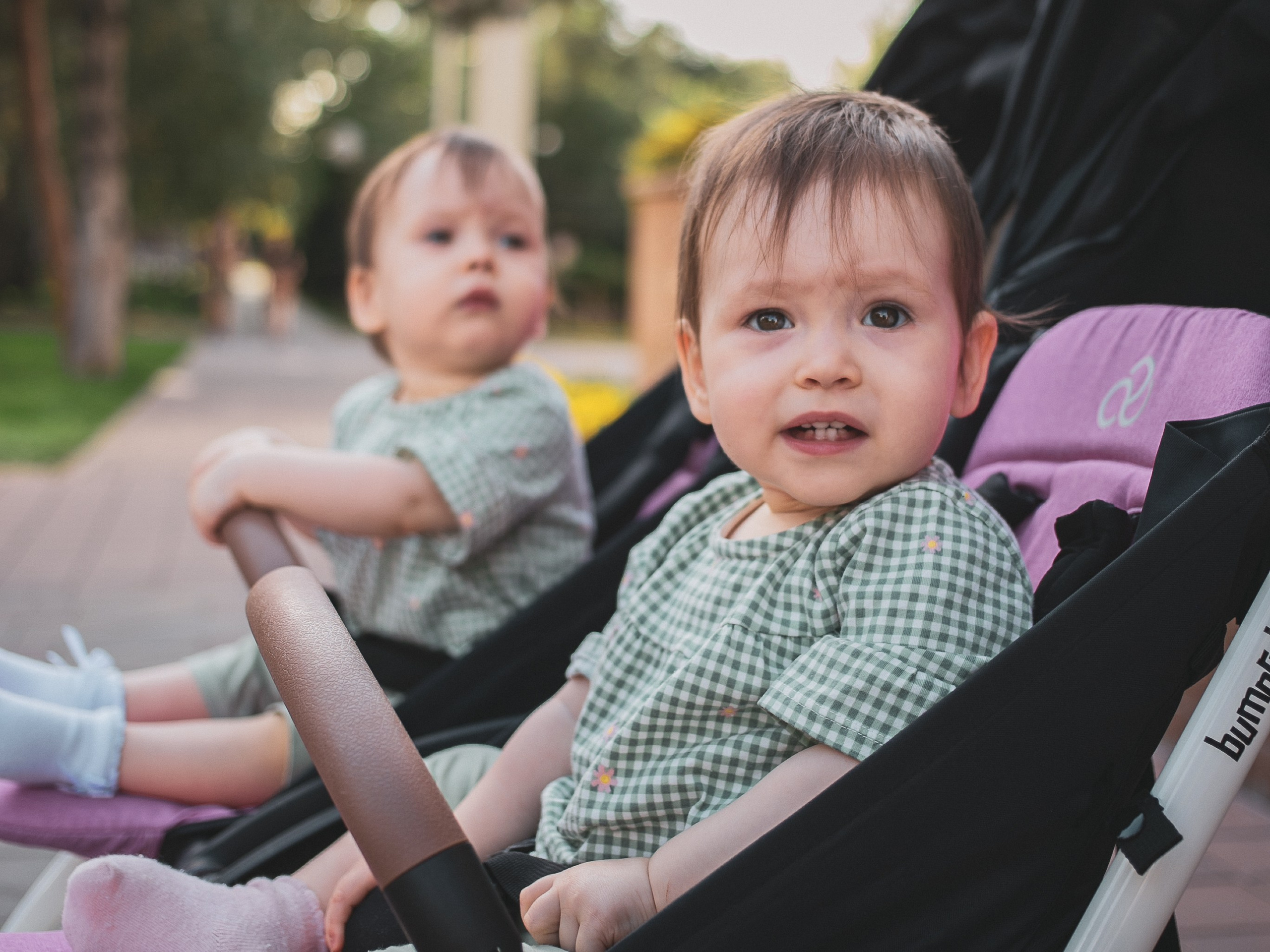 Twins girls. Индивидуальный и love story фотограф в Алматы Шарычева Ирина