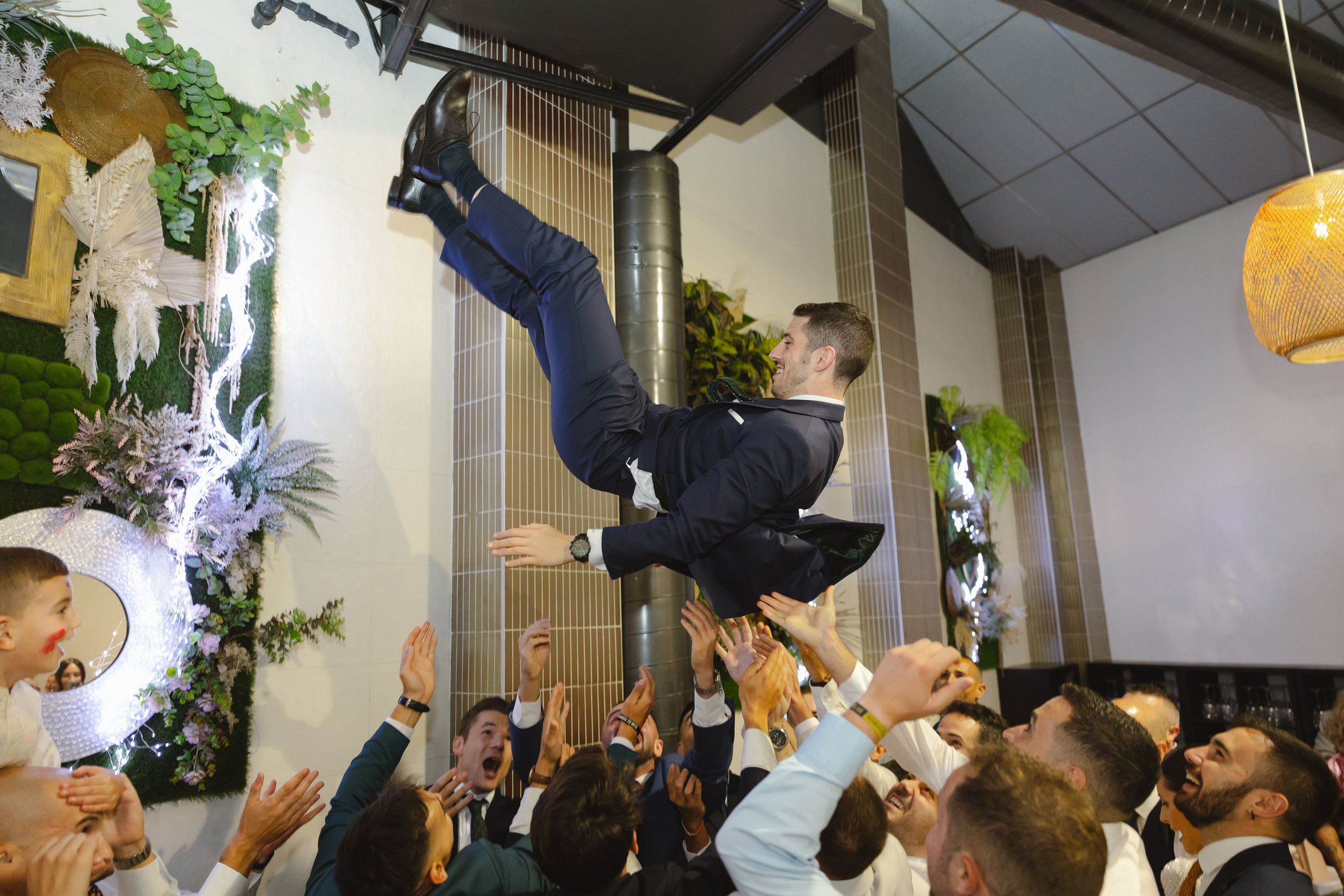 EVA & GUILLE. Fotógrafo y Videografo de bodas y eventos