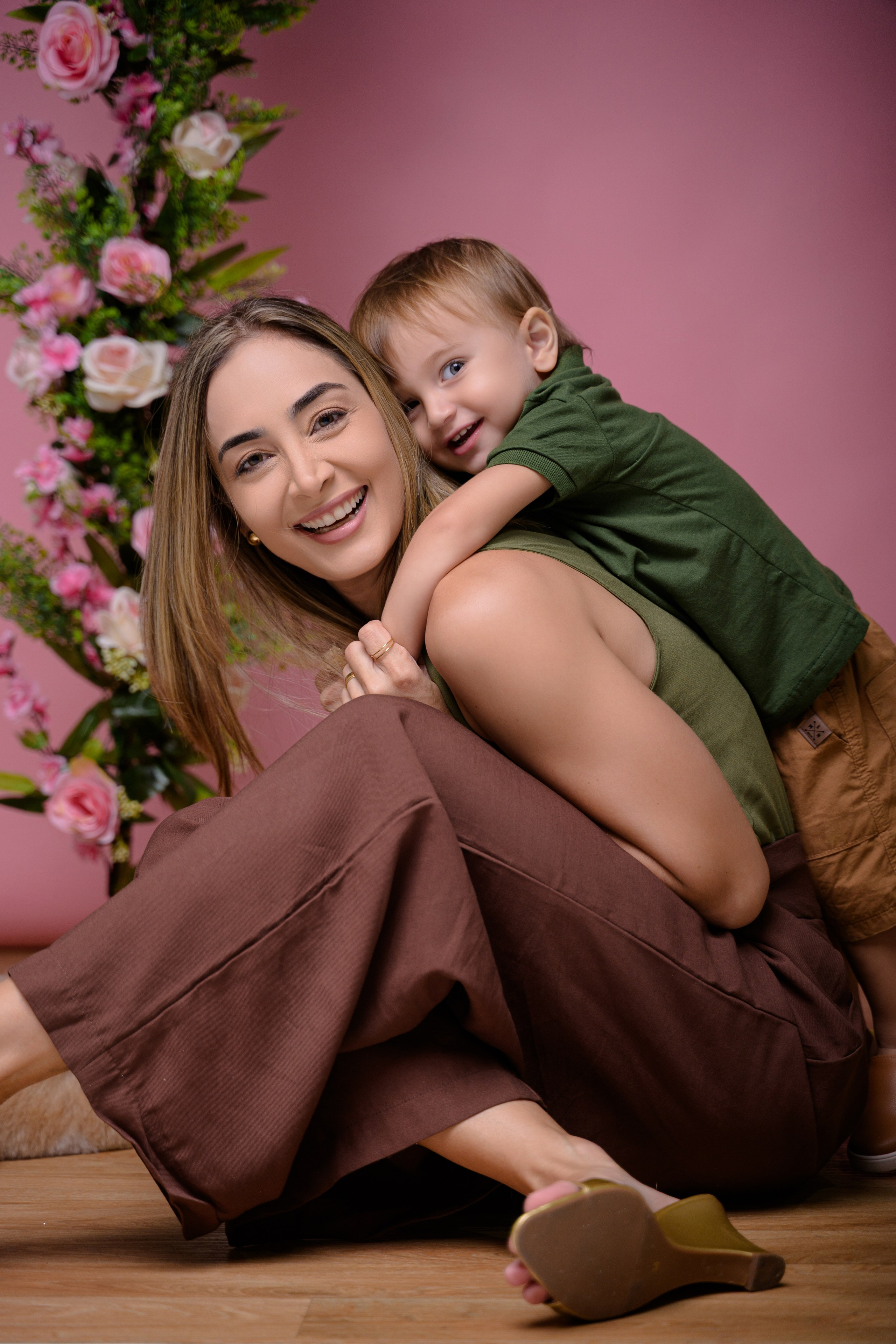 Luciana Magalhães — Dia das Mães 2026