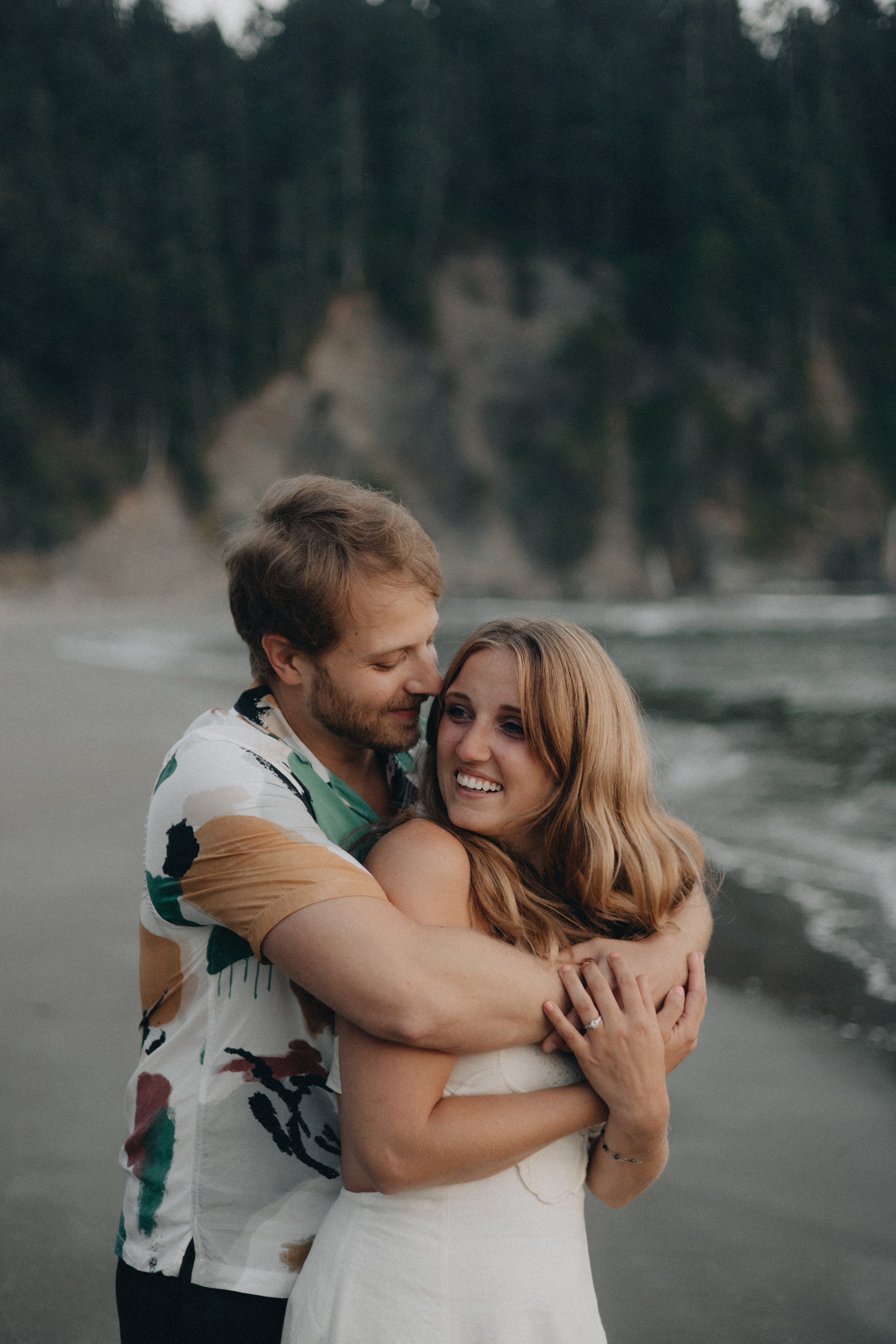 Engagement Photography at Cannon Beach | Jessie & Isaac's Session by Georgy Shishkin | Capturing Moments in Portland, Seattle, Bend & Oregon. Capturing Love in the Heart of the Pacific Northwes