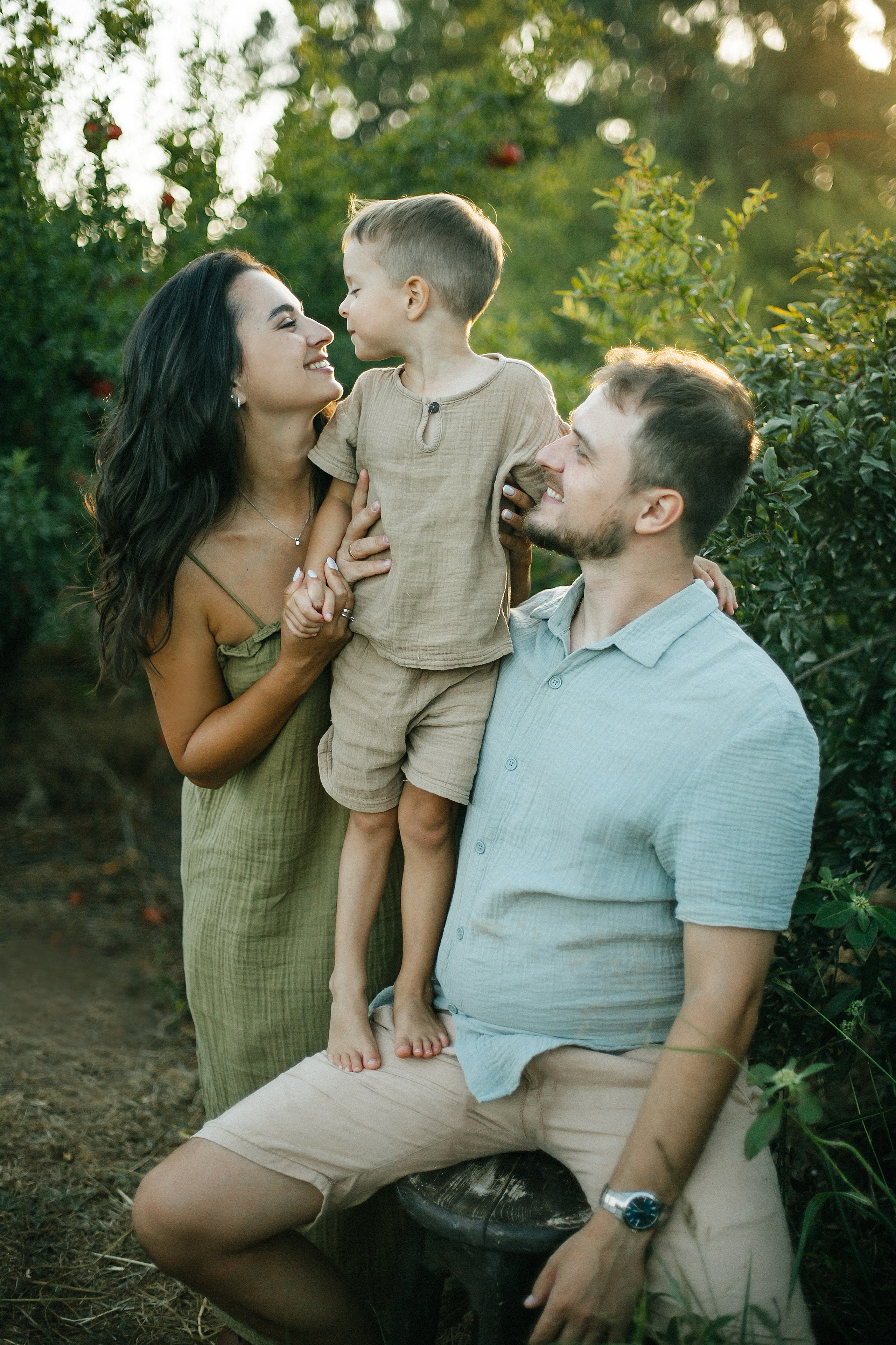 Binyamina garden. Family photographer in Israel