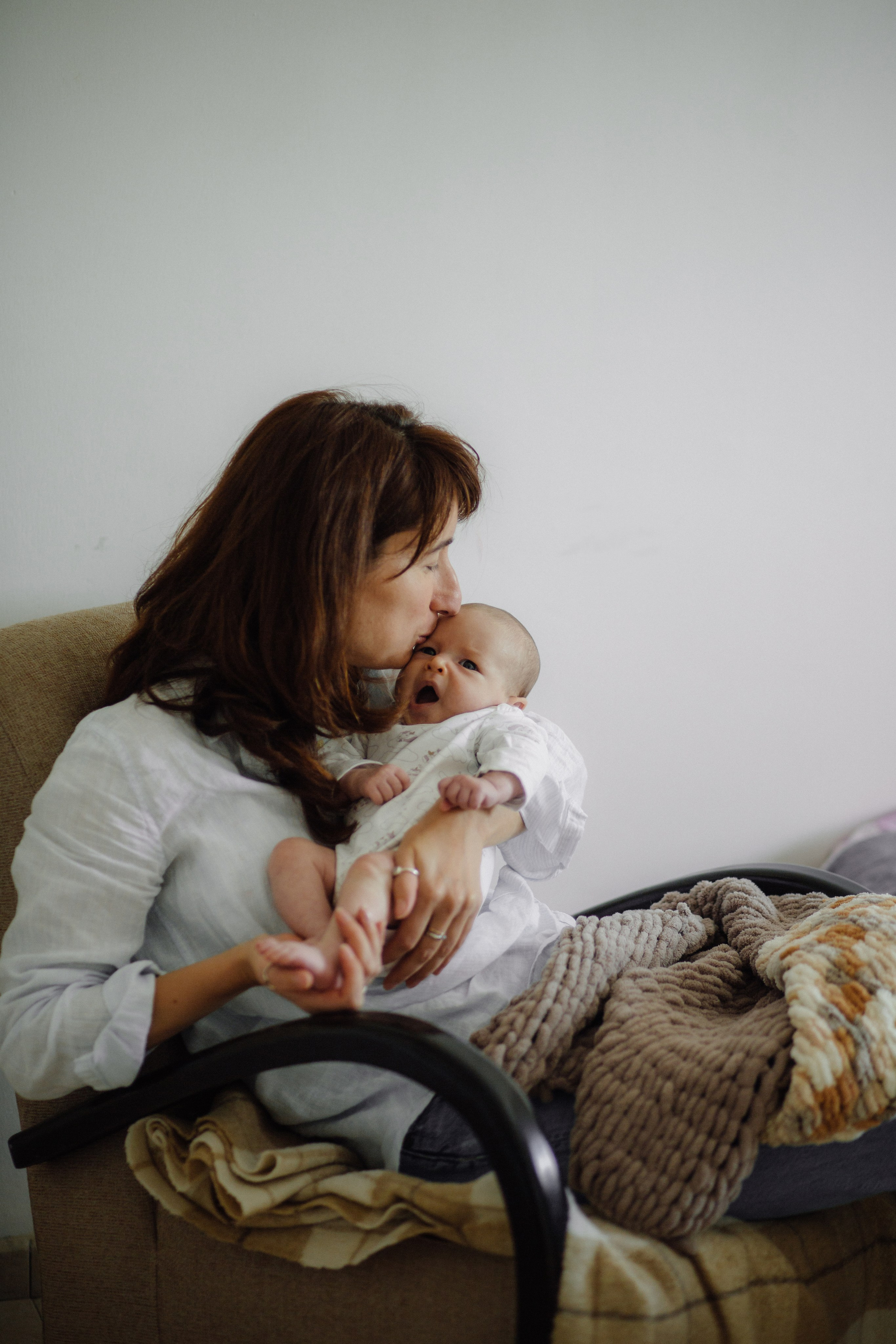 Sweet home / Ayala 3 month. Family photographer in Israel