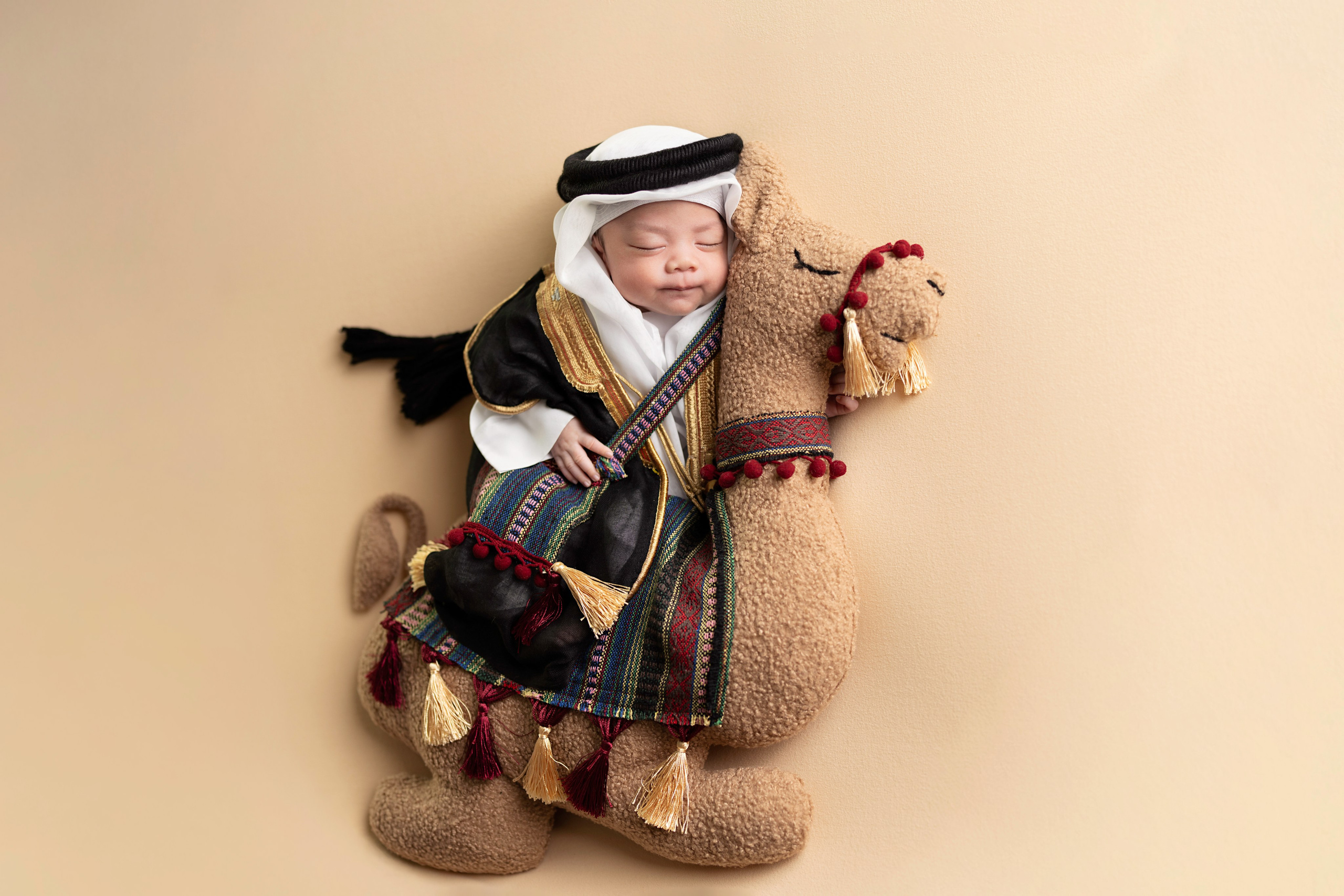 NEWBORN PHOTOGRAPHY. Newborn, Sitter and Cake Smash Photographer in Doha, Qatar