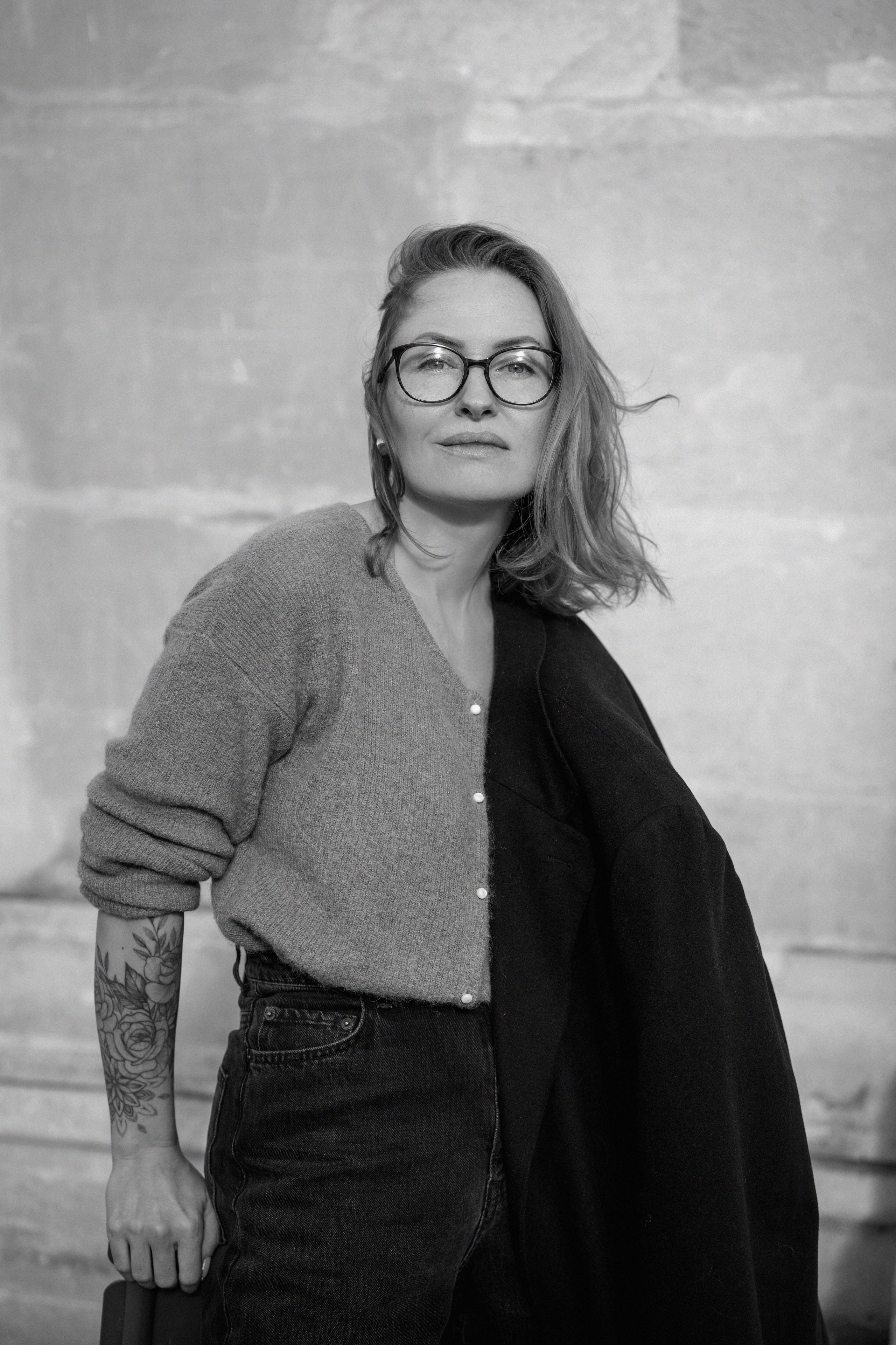 Золотой час. Портрет на Place de la Concorde. Ksenia Marchand/ Lifestyle фотограф в Париже