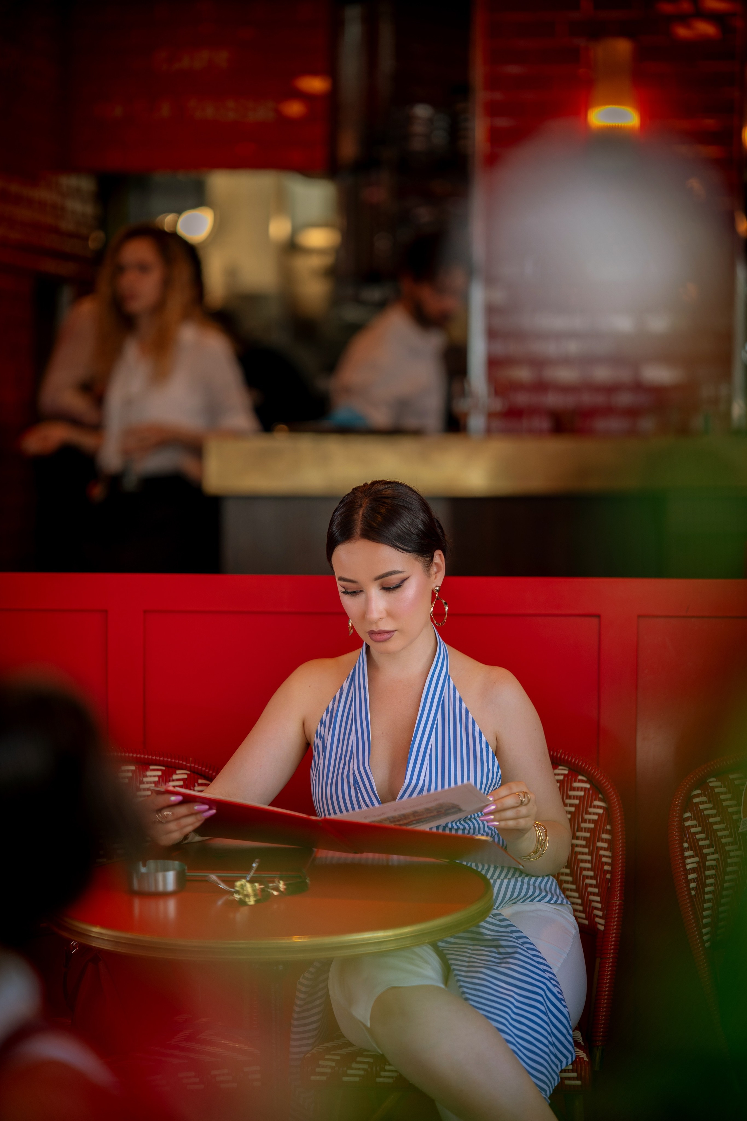 Caffee. Nina— Fashion и Beauty фотограф в Париже | Портретные и коммерческие фотосессии