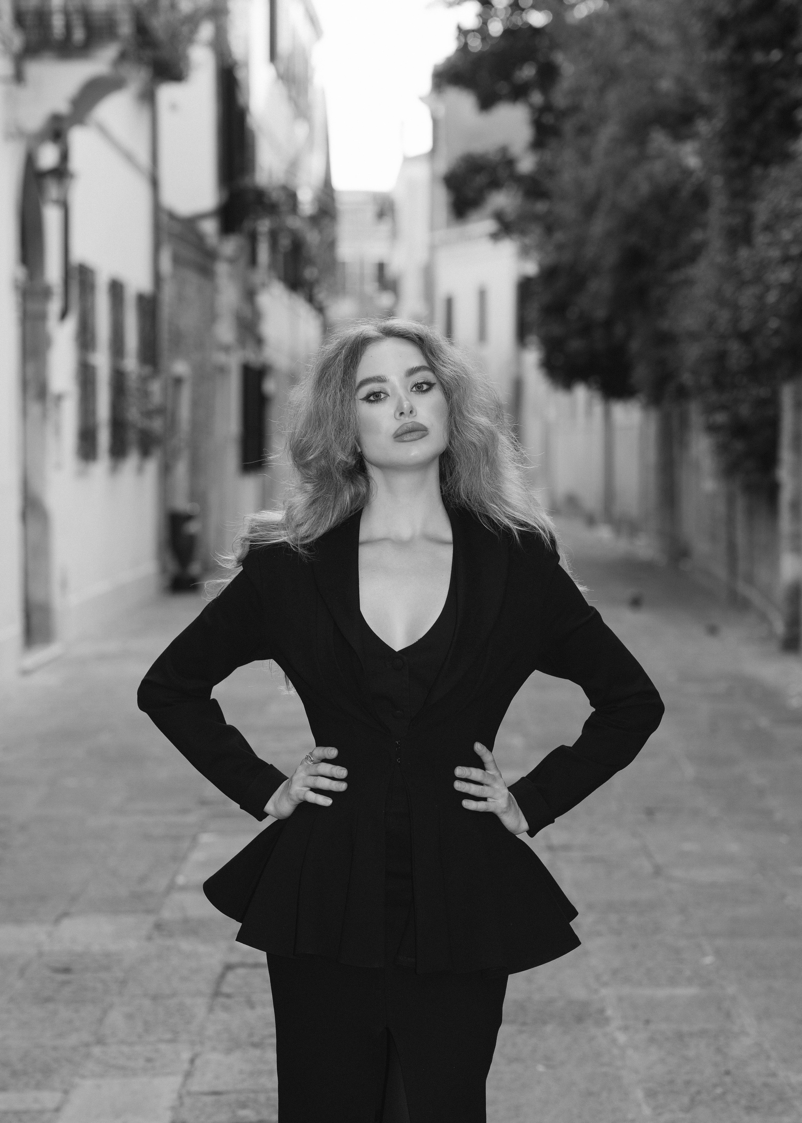 Venice. Nina — Fashion & Beauty Photographer in Paris | Portrait Photoshoots