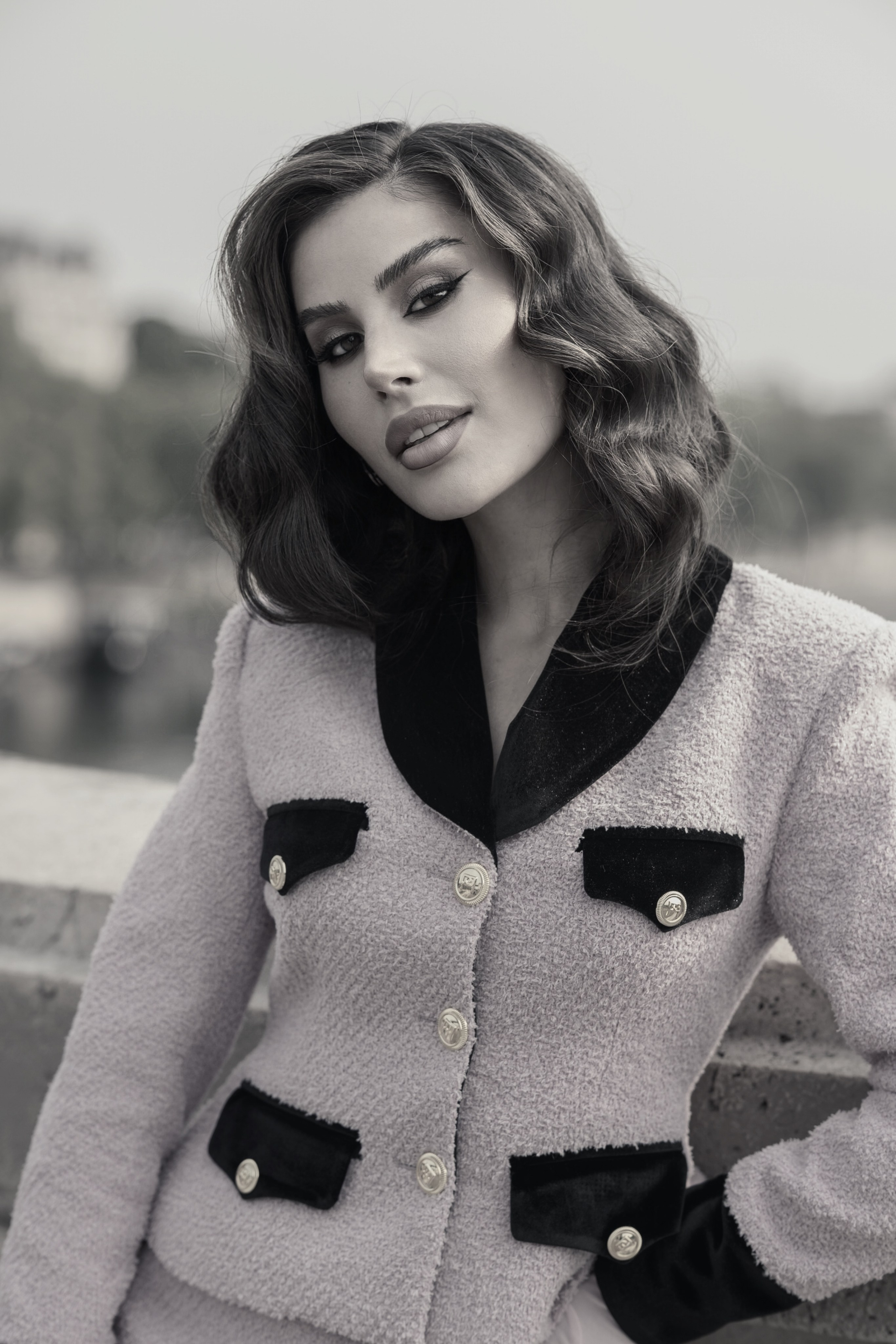 Alexandra. Nina — Fashion & Beauty Photographer in Paris | Portrait Photoshoots