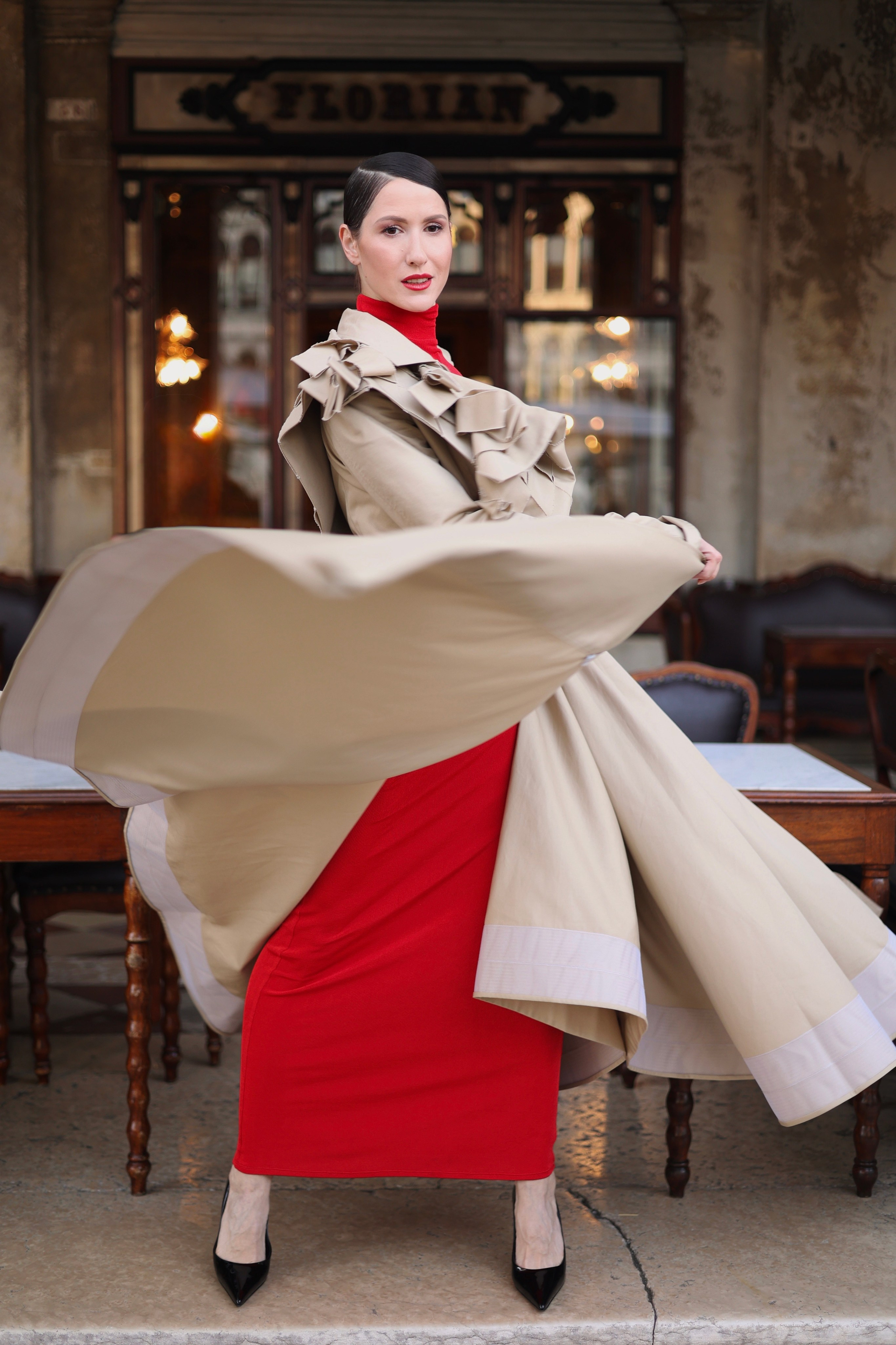 Vika. Nina — Fashion & Beauty Photographer in Paris | Portrait Photoshoots