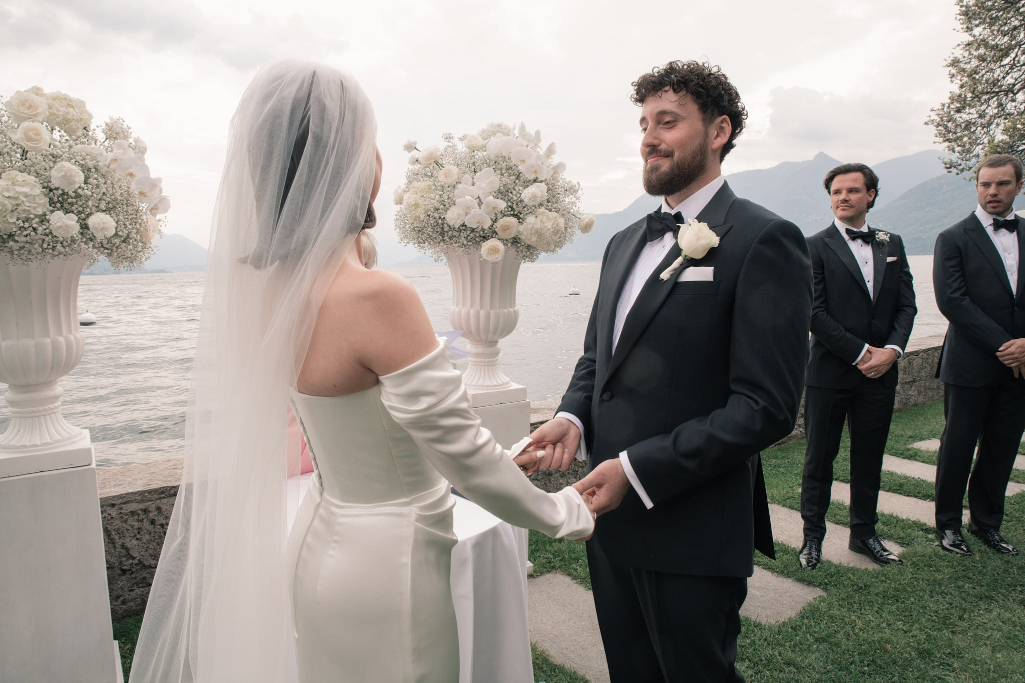 Roxie & Richard Wedding. Fotografo matrimonio Lago di Como Ferrari Media Production