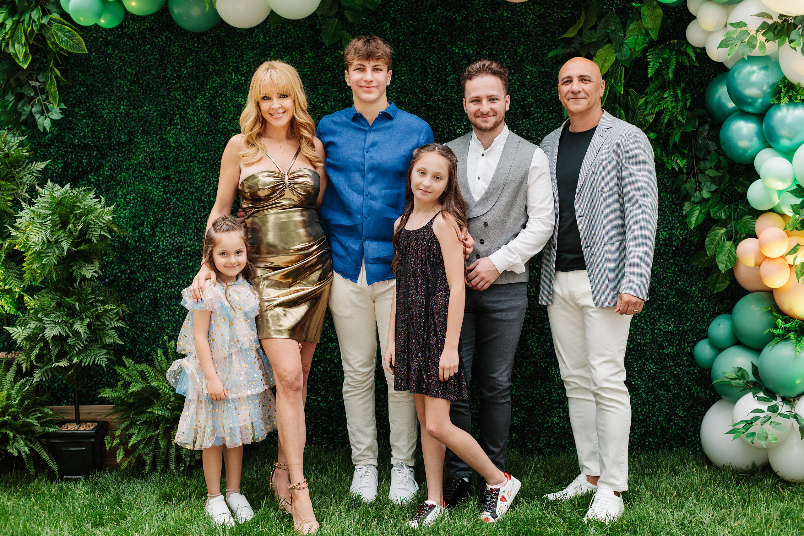 06.04.22 Graduation Party. Wedding family event photographer in Chicago Nick Yushevich