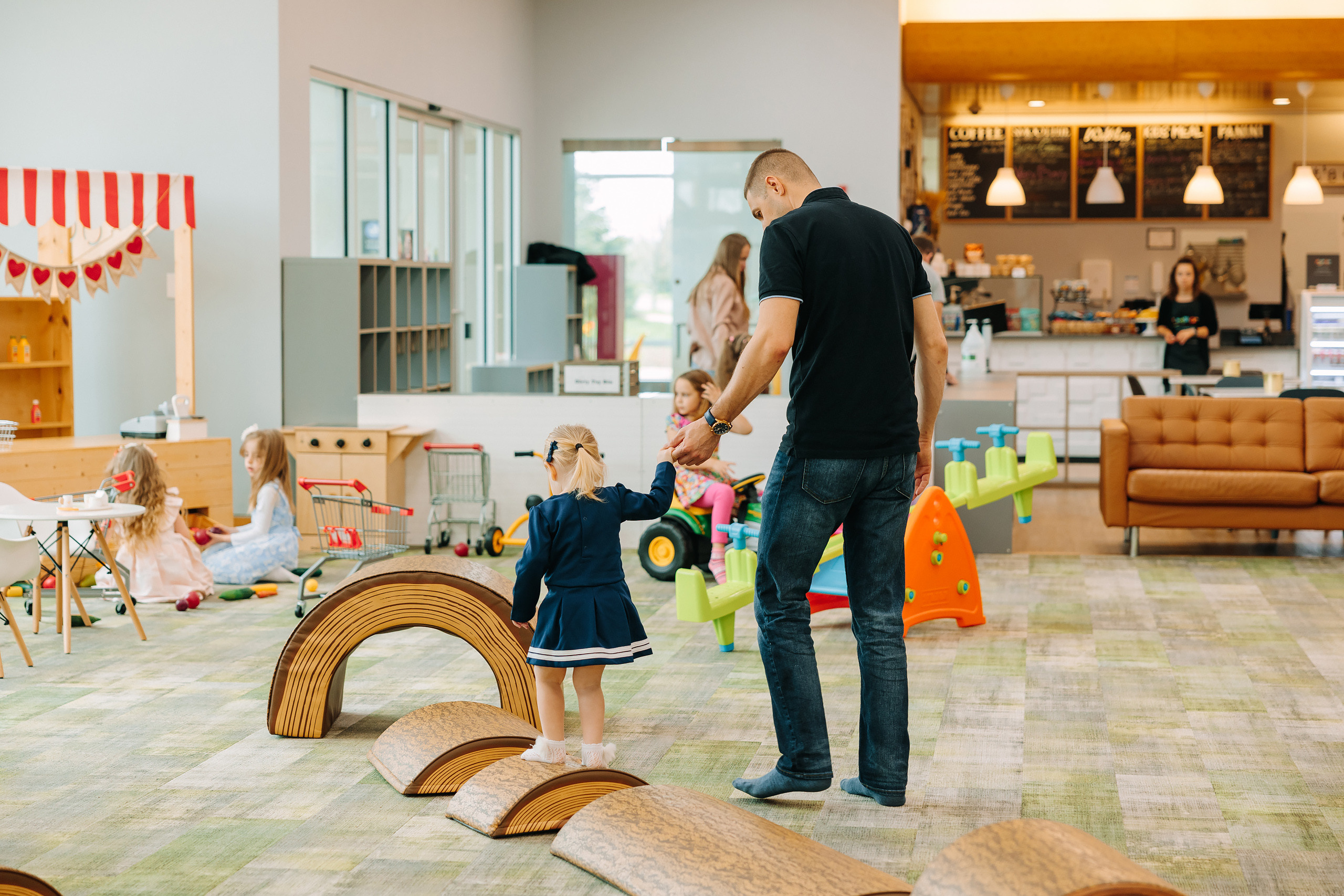 05.08.2022 First birthday. Wedding family event photographer in Chicago Nick Yushevich