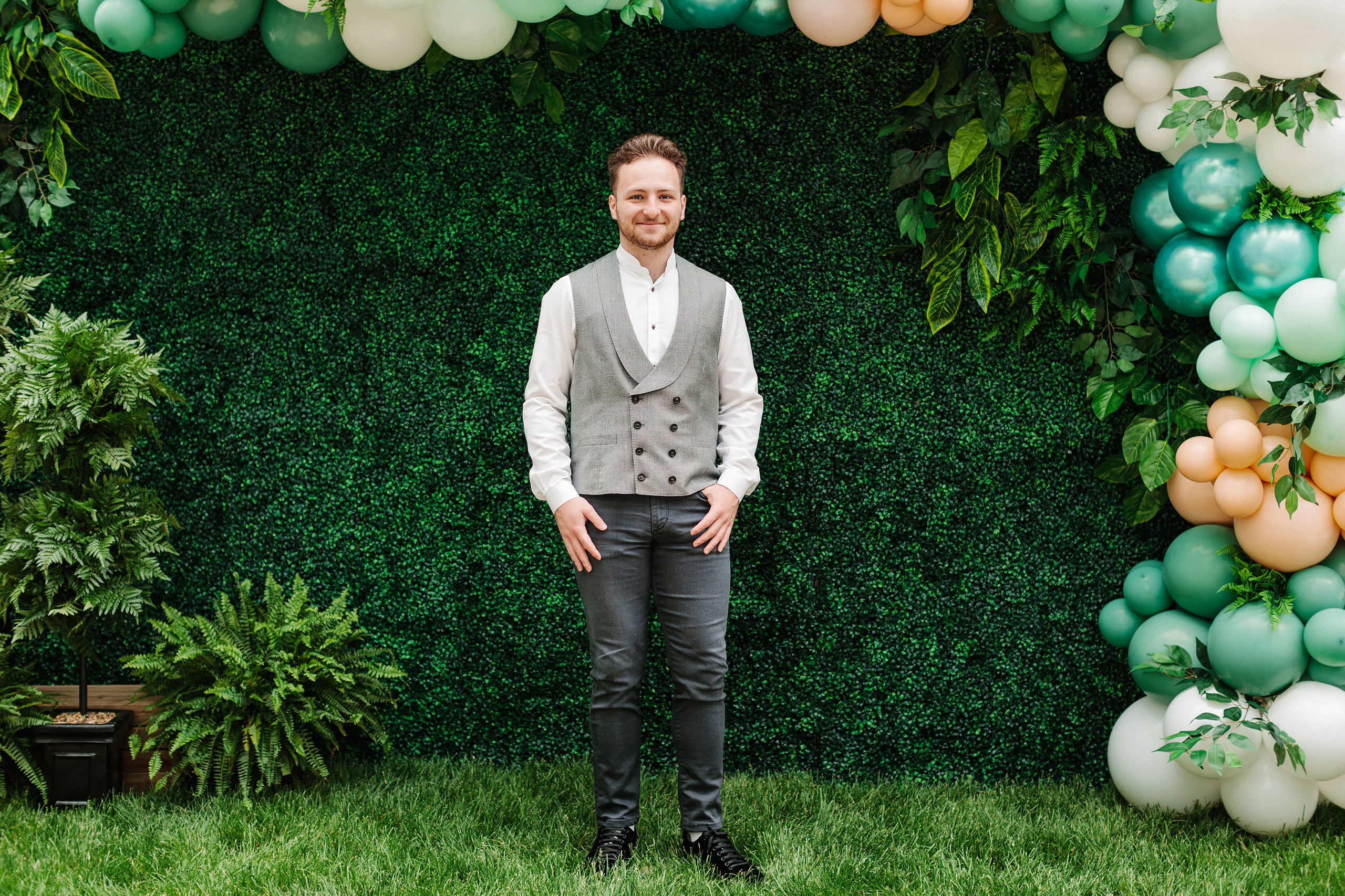 06.04.22 Graduation Party. Wedding family event photographer in Chicago Nick Yushevich