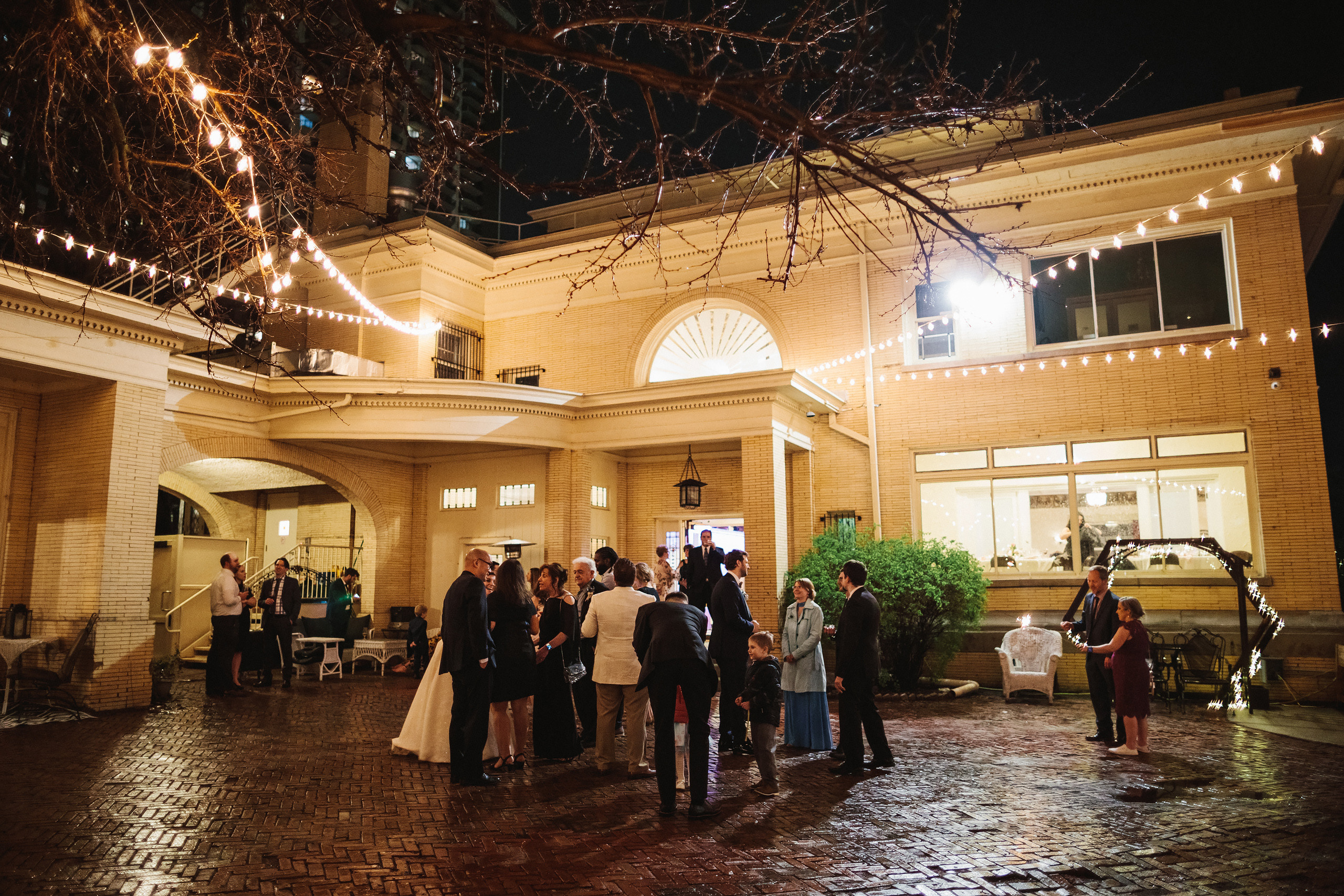 Vasilii & Samantha 04.30.2022. Wedding family event photographer in Chicago Nick Yushevich