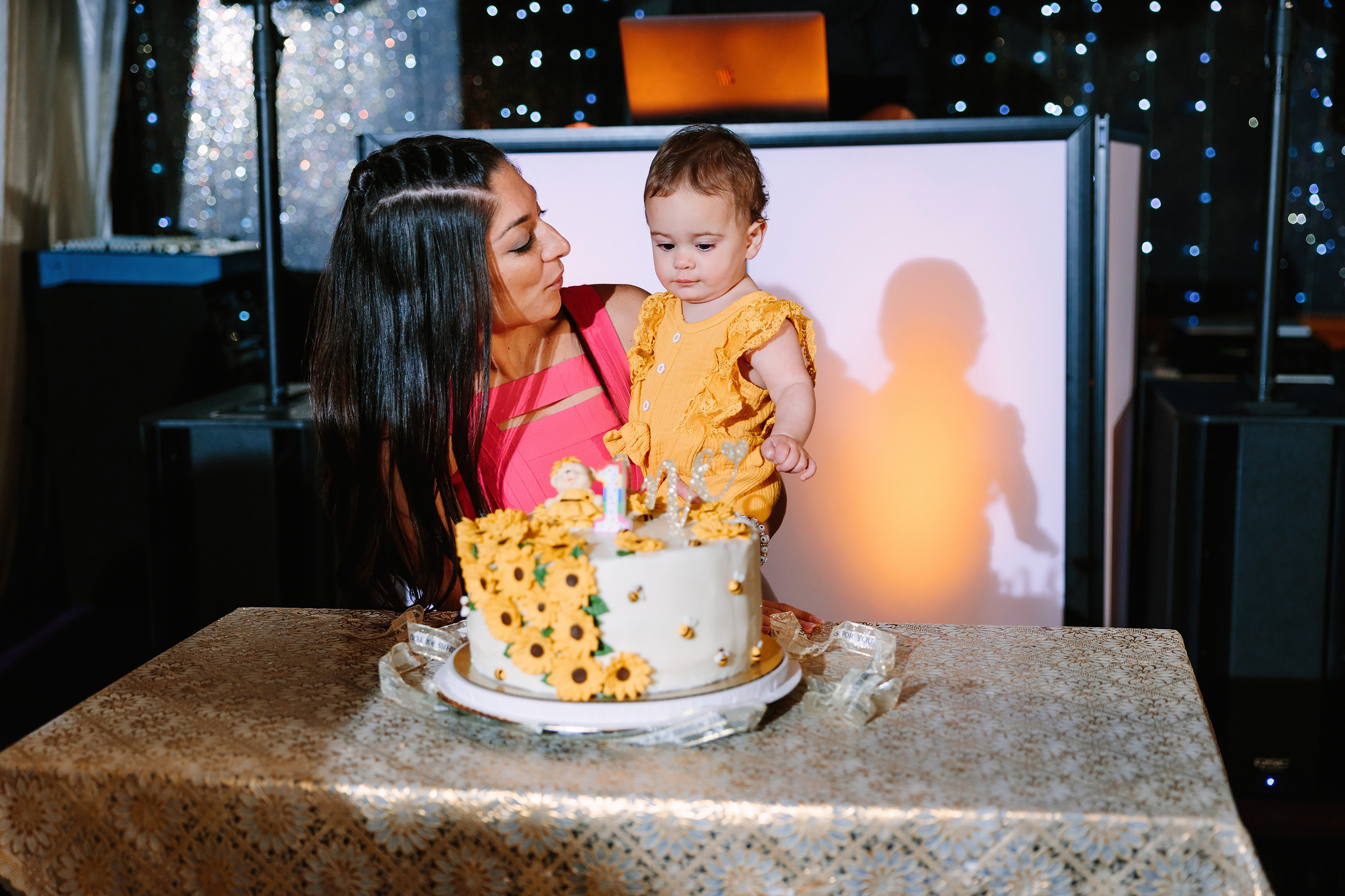 07.10.2022 First birthday. Wedding family event photographer in Chicago Nick Yushevich