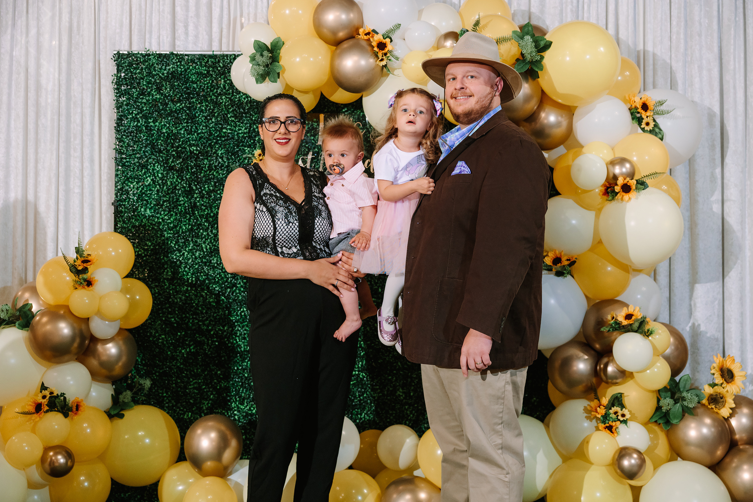 07.10.2022 First birthday. Wedding family event photographer in Chicago Nick Yushevich