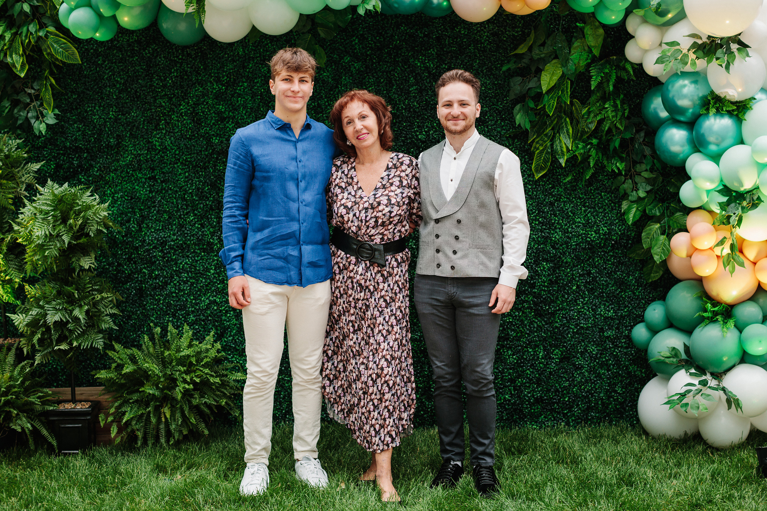 06.04.22 Graduation Party. Wedding family event photographer in Chicago Nick Yushevich