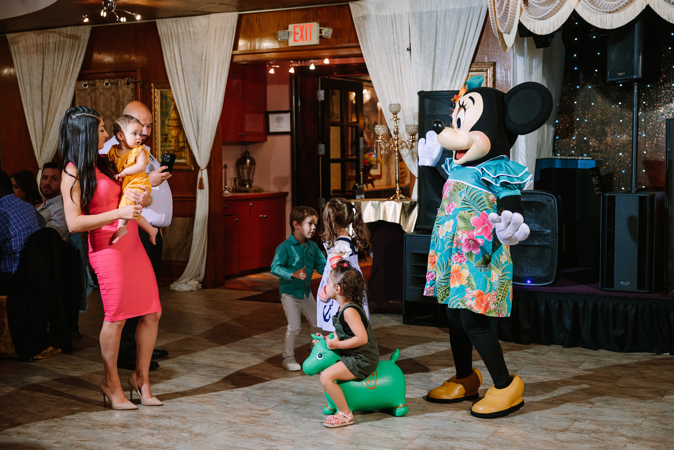 07.10.2022 First birthday. Wedding family event photographer in Chicago Nick Yushevich