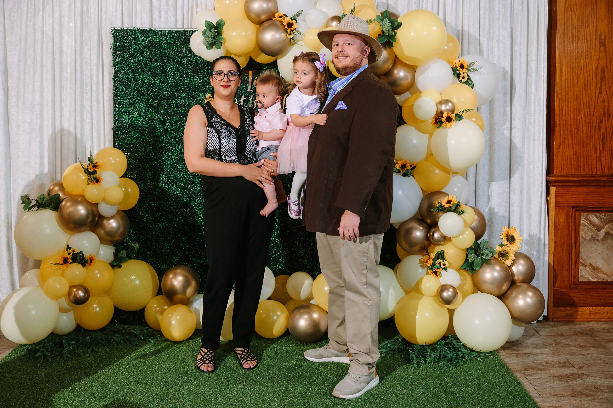 07.10.2022 First birthday. Wedding family event photographer in Chicago Nick Yushevich