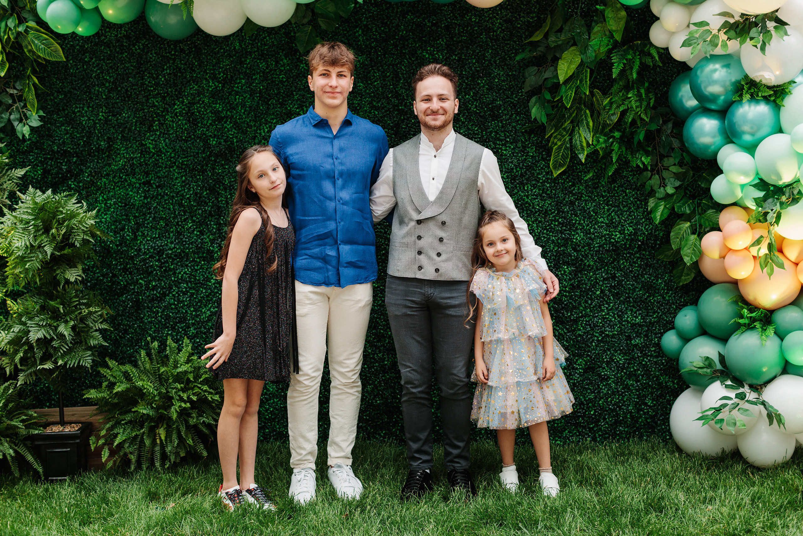 06.04.22 Graduation Party. Wedding family event photographer in Chicago Nick Yushevich