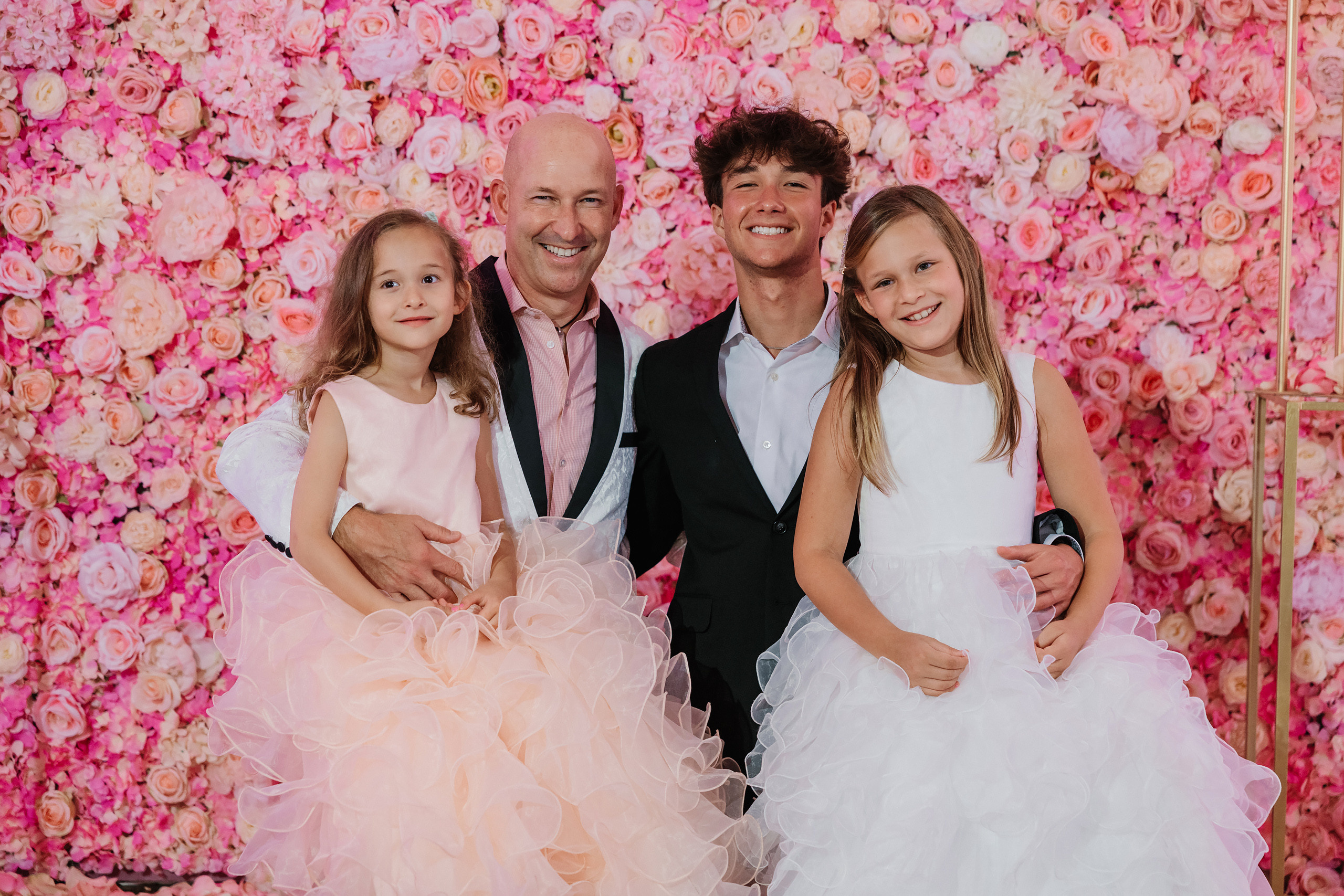 06.11.2022 Anniversary Party. Wedding family event photographer in Chicago Nick Yushevich