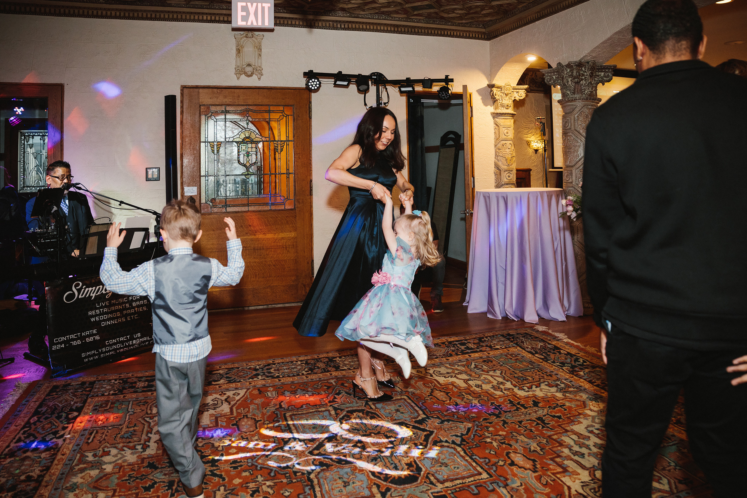 Vasilii & Samantha 04.30.2022. Wedding family event photographer in Chicago Nick Yushevich