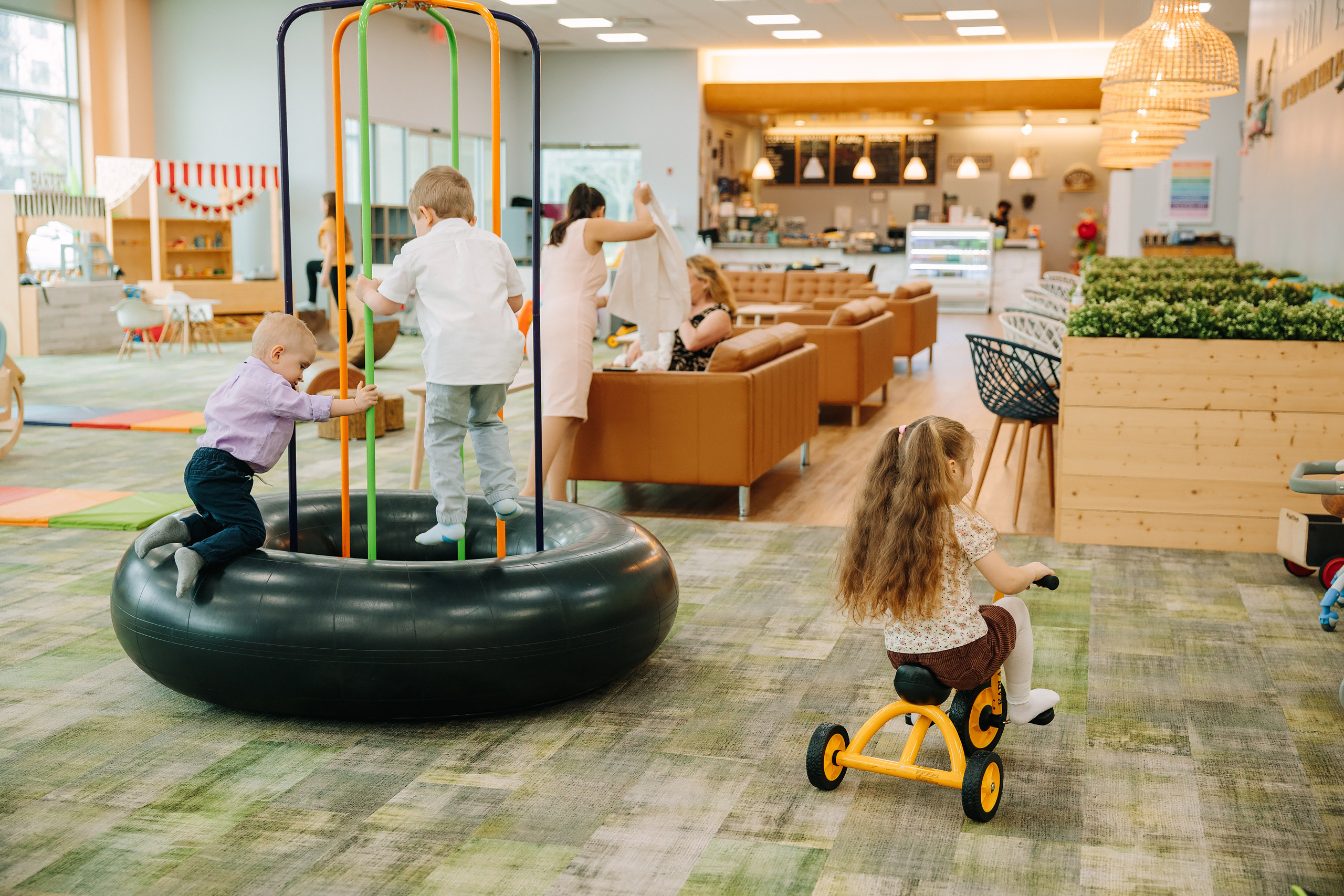 05.08.2022 First birthday. Wedding family event photographer in Chicago Nick Yushevich