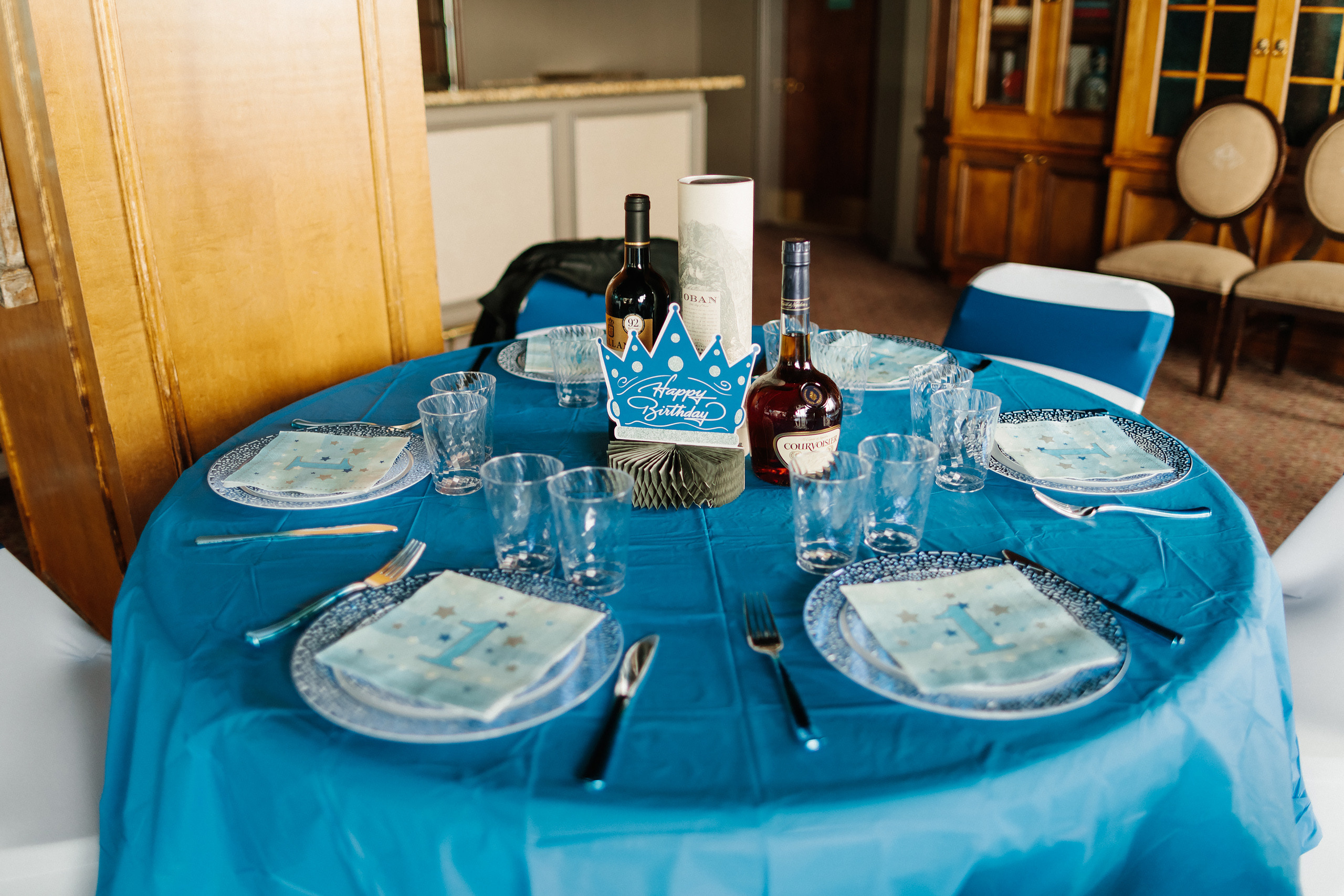 06.11.2022 First birthday. Wedding family event photographer in Chicago Nick Yushevich