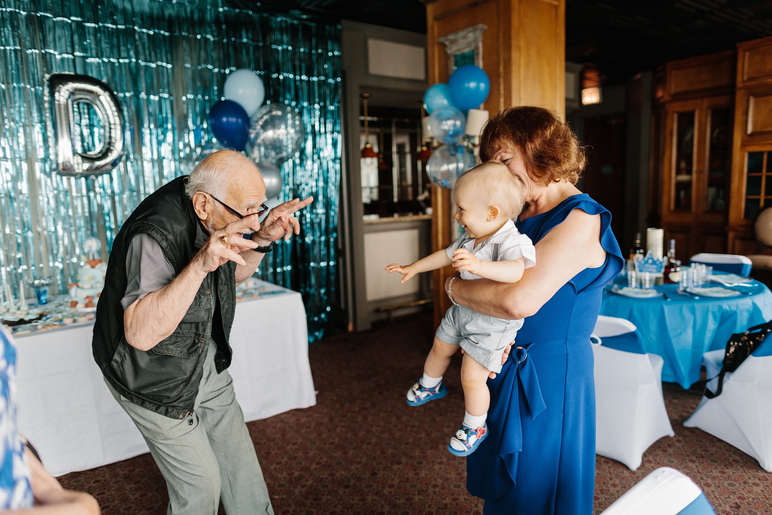06.11.2022 First birthday. Wedding family event photographer in Chicago Nick Yushevich