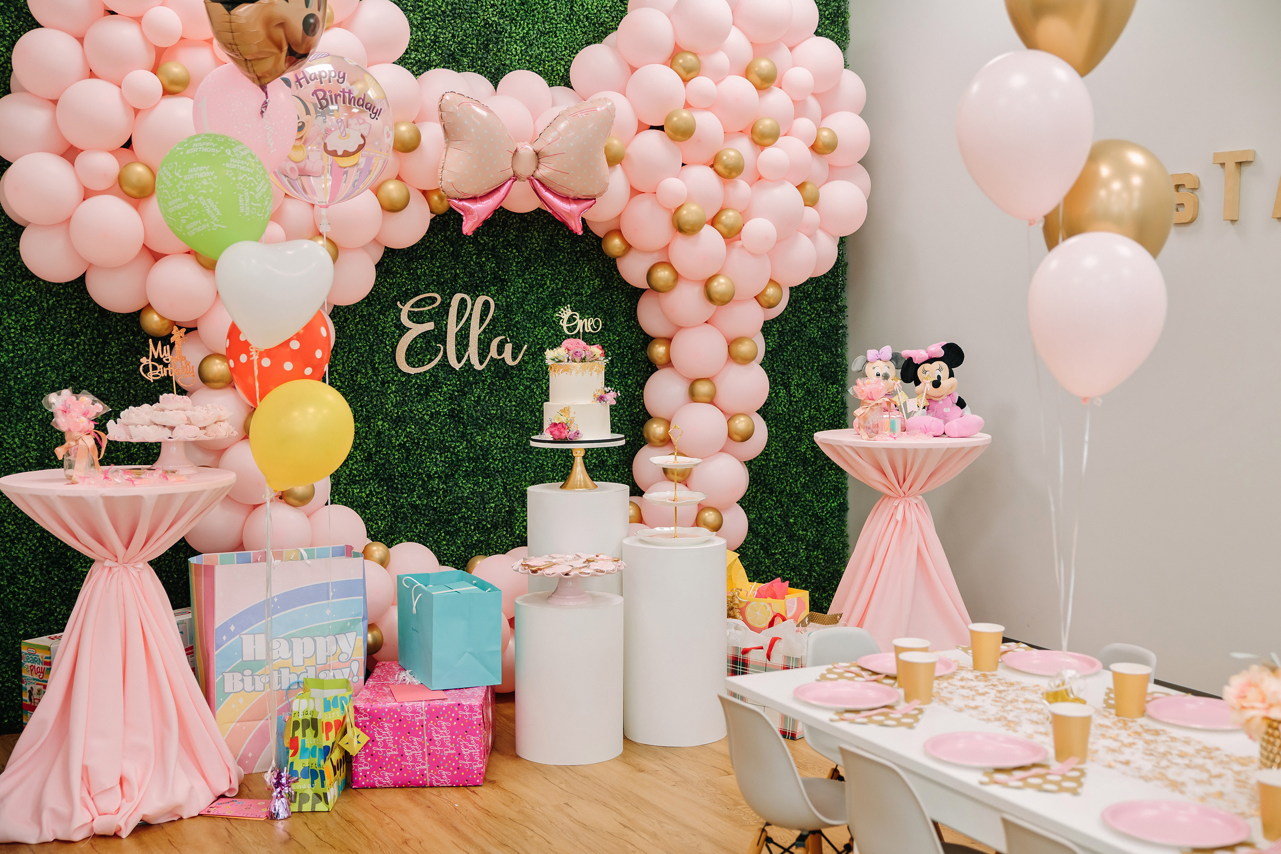 05.08.2022 First birthday. Wedding family event photographer in Chicago Nick Yushevich