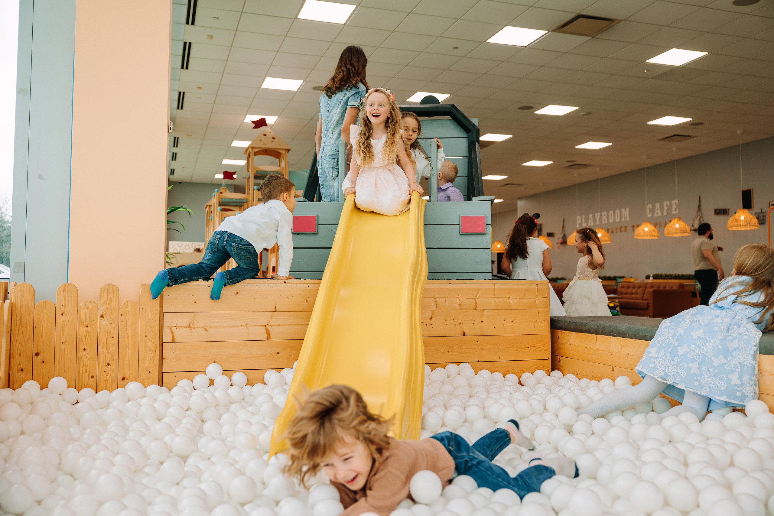 05.08.2022 First birthday. Wedding family event photographer in Chicago Nick Yushevich