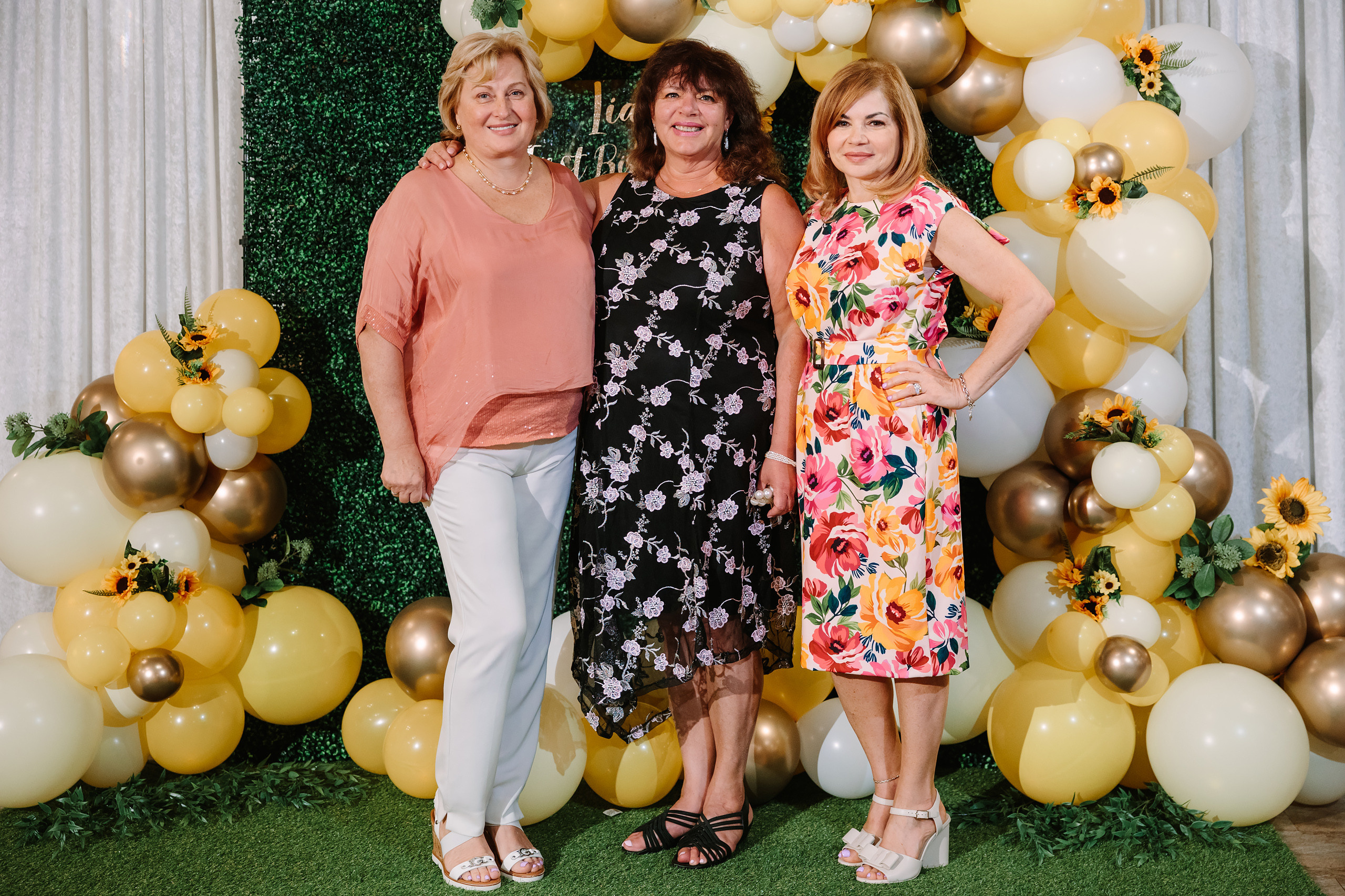 07.10.2022 First birthday. Wedding family event photographer in Chicago Nick Yushevich