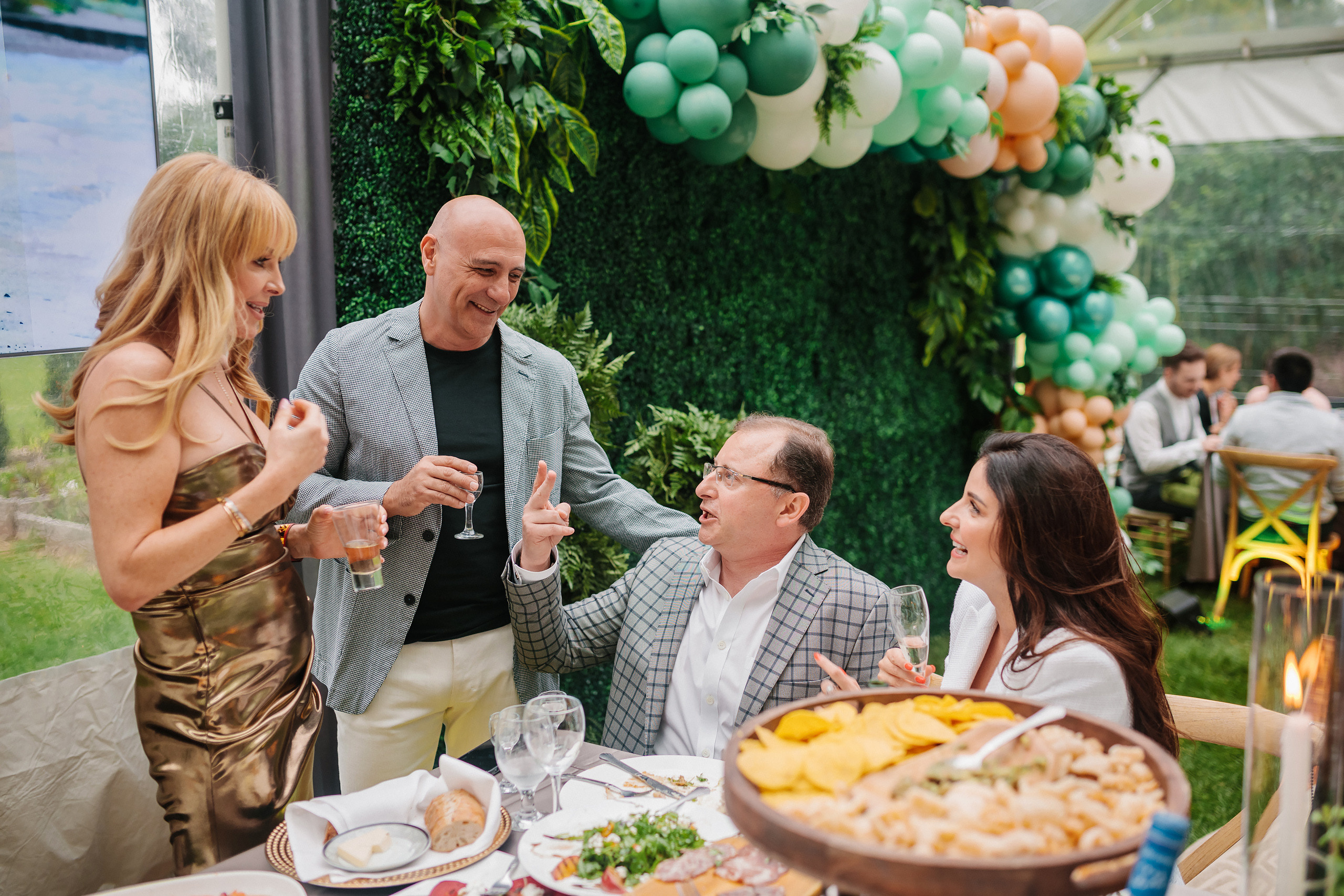 06.04.22 Graduation Party. Wedding family event photographer in Chicago Nick Yushevich