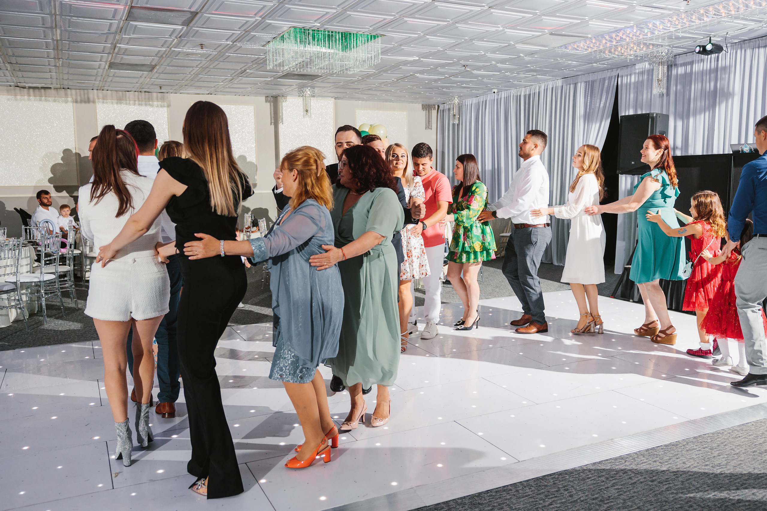 05292022 Cumetria. Wedding family event photographer in Chicago Nick Yushevich