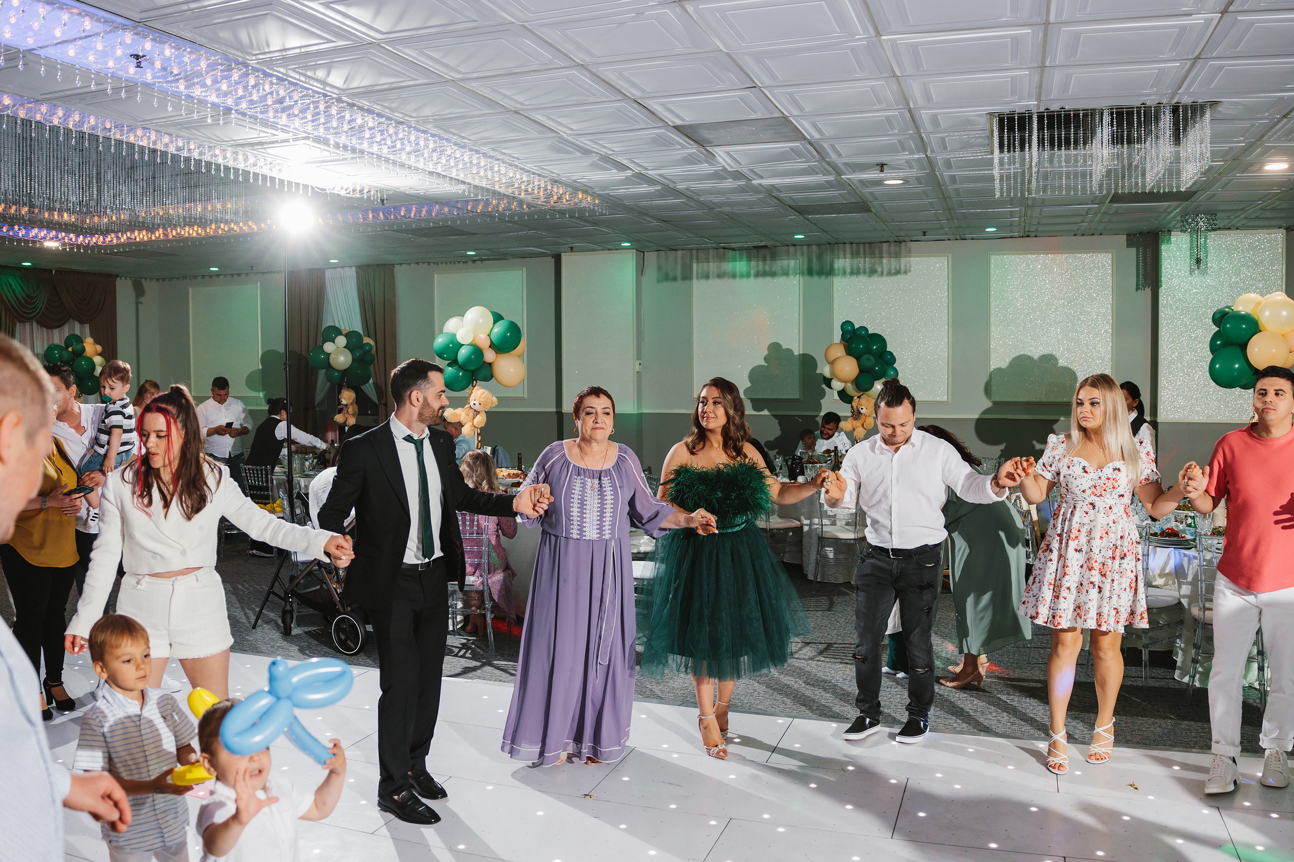 05292022 Cumetria. Wedding family event photographer in Chicago Nick Yushevich