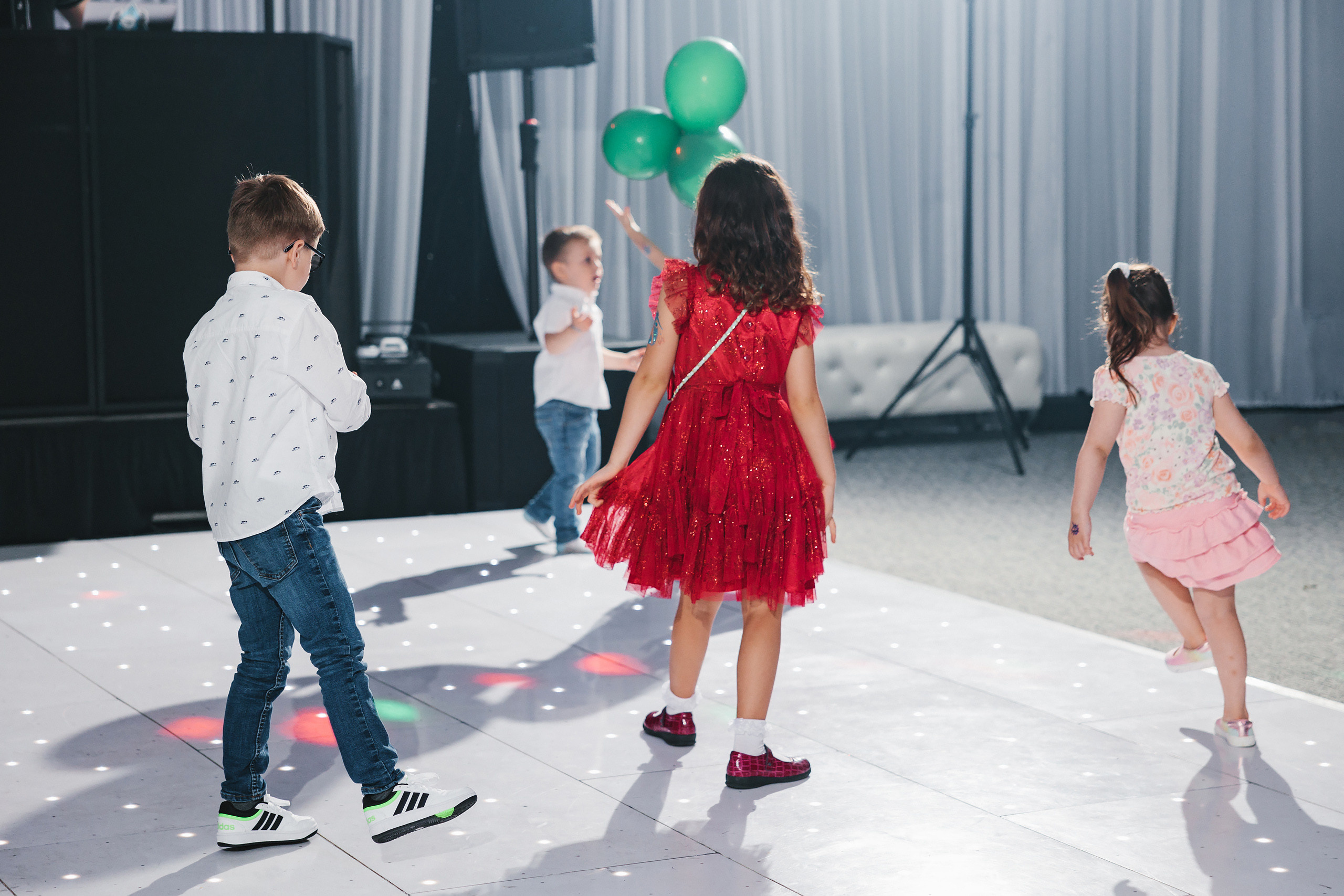 05292022 Cumetria. Wedding family event photographer in Chicago Nick Yushevich