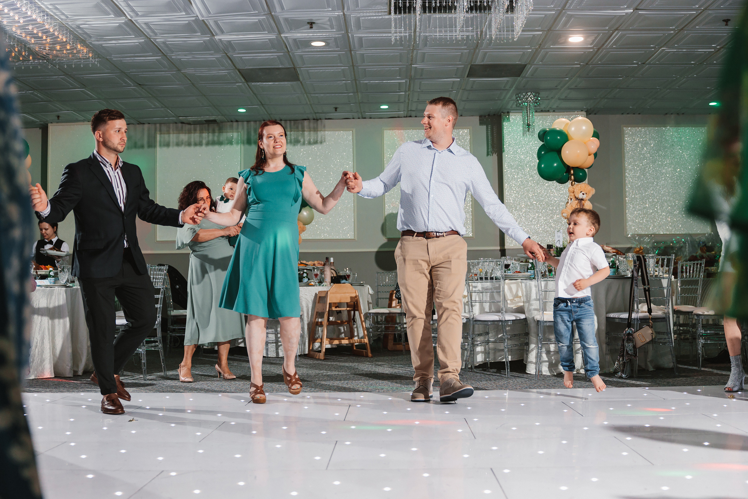 05292022 Cumetria. Wedding family event photographer in Chicago Nick Yushevich