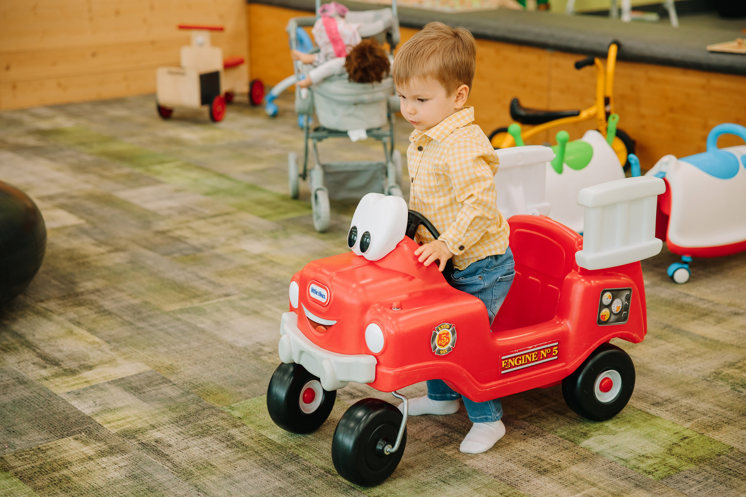 05.08.2022 First birthday. Wedding family event photographer in Chicago Nick Yushevich