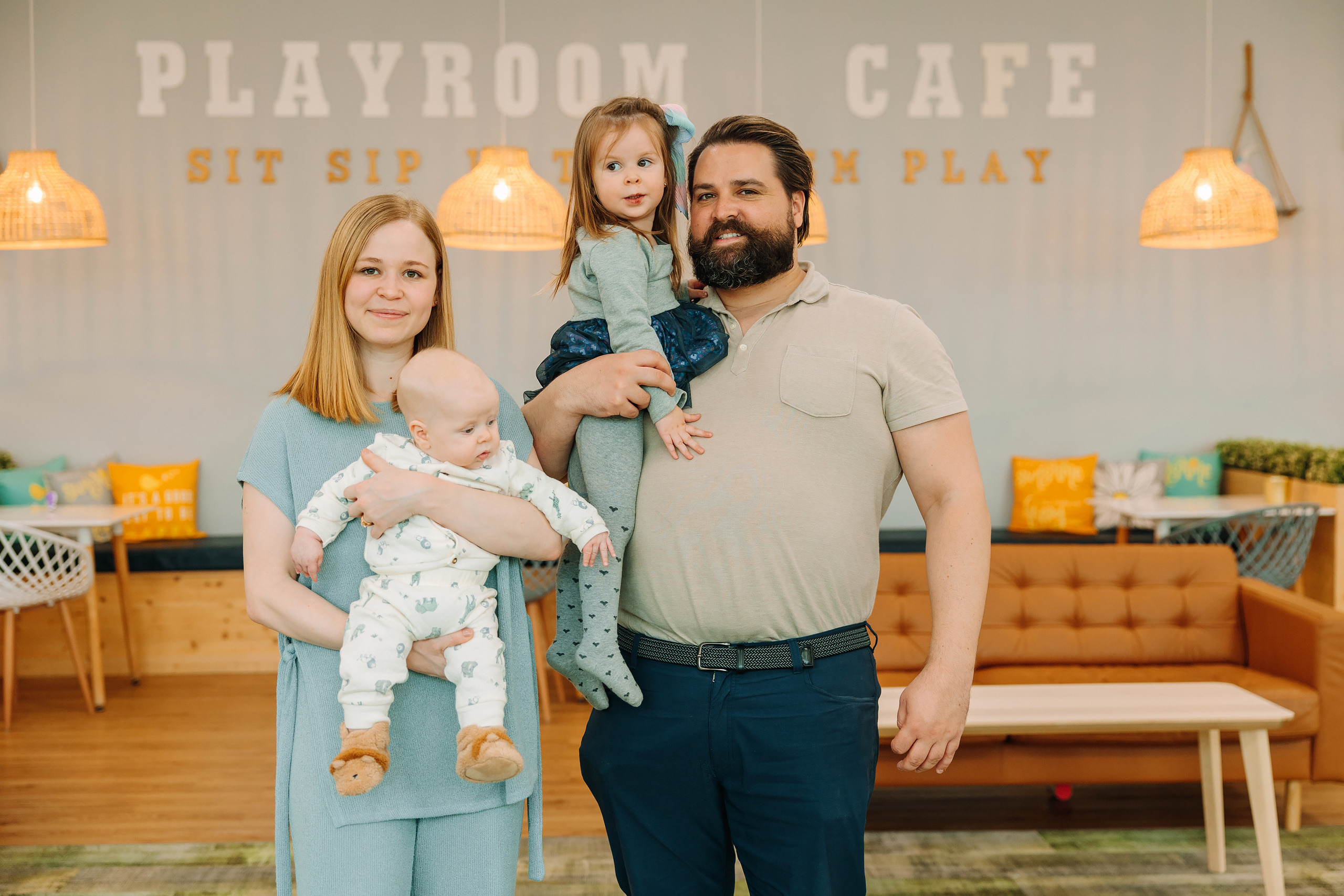 05.08.2022 First birthday. Wedding family event photographer in Chicago Nick Yushevich