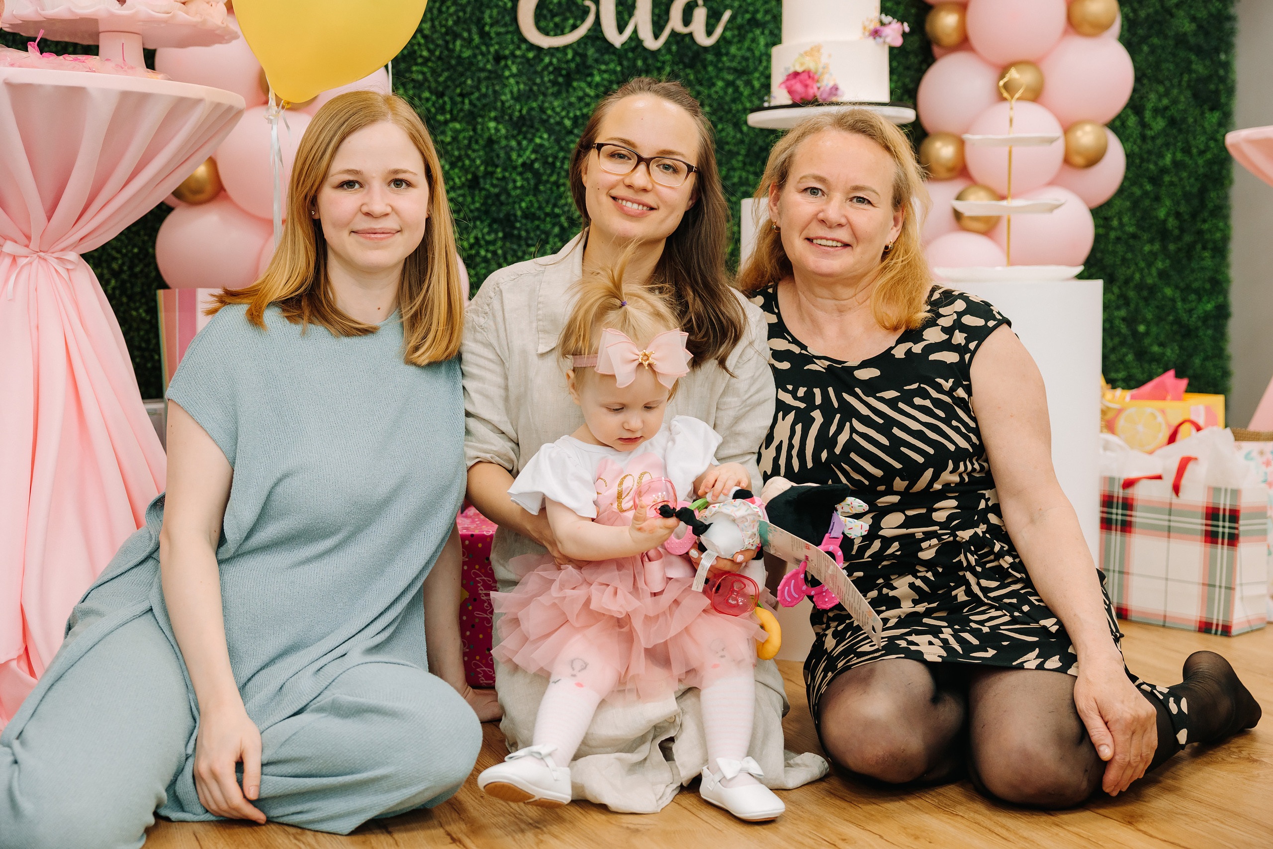 05.08.2022 First birthday. Wedding family event photographer in Chicago Nick Yushevich